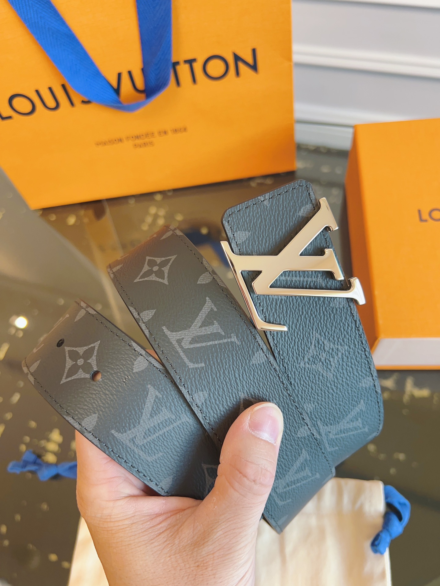 Louis Vuitton Male Basic Belt Cow Leather M-l