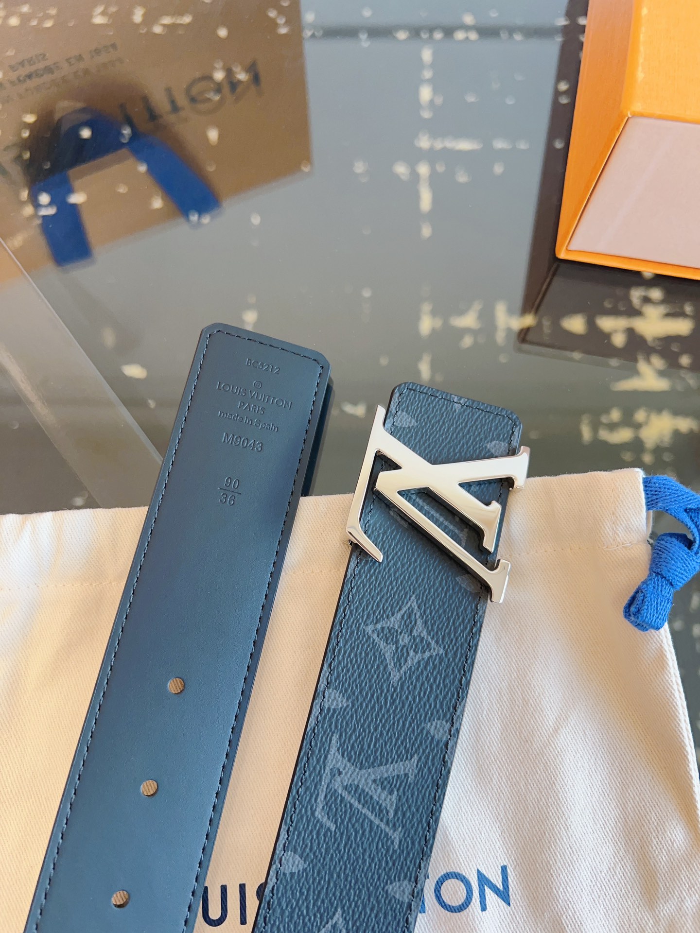 Louis Vuitton Male Basic Belt Cow Leather M-l