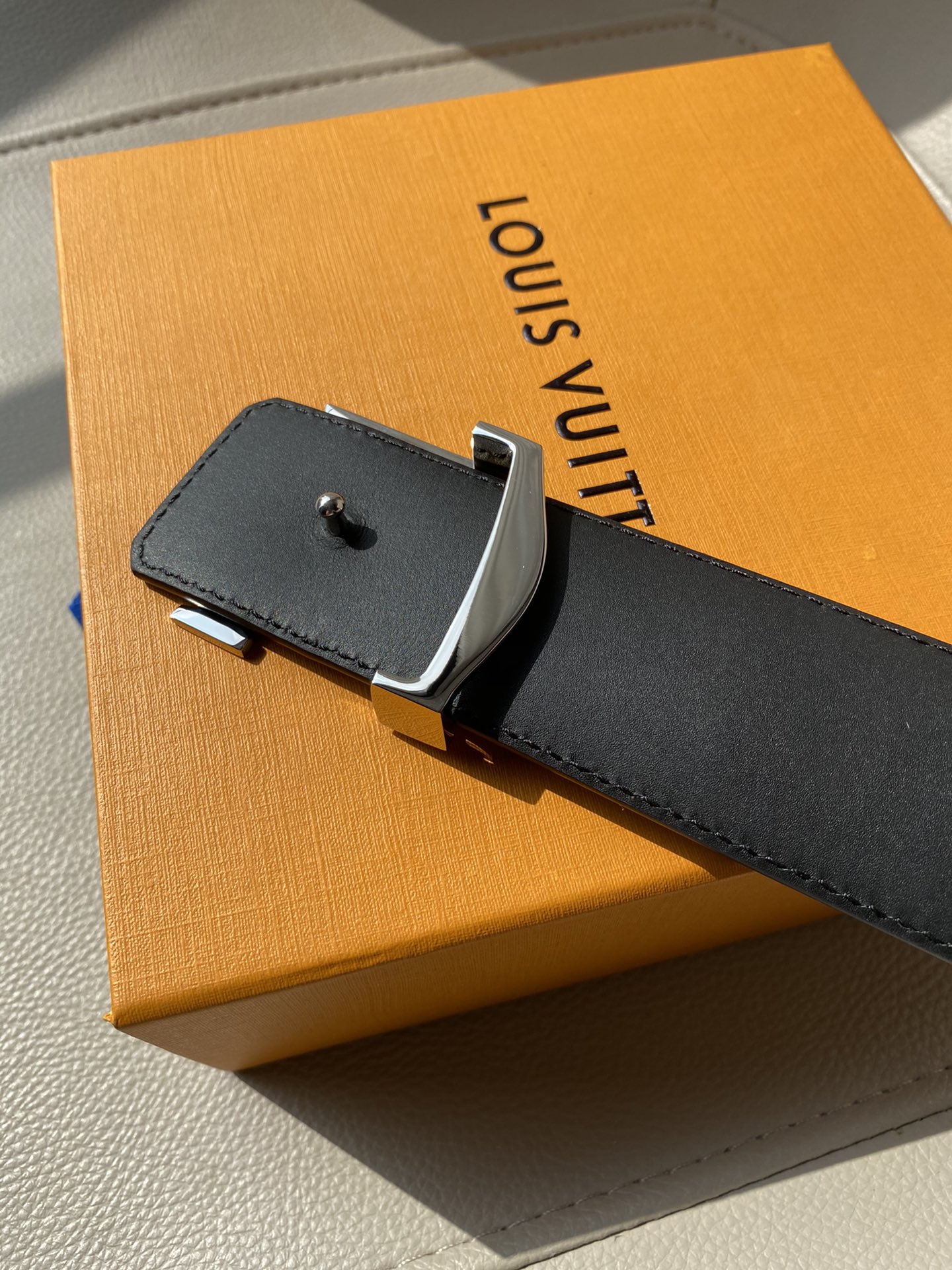 Louis Vuitton Basic Belt L