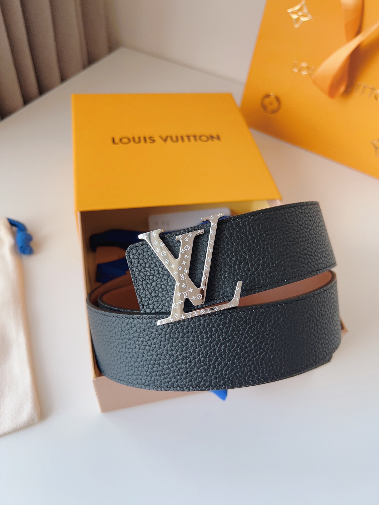 Louis Vuitton Male Basic Belt Cow Leather S-m-l