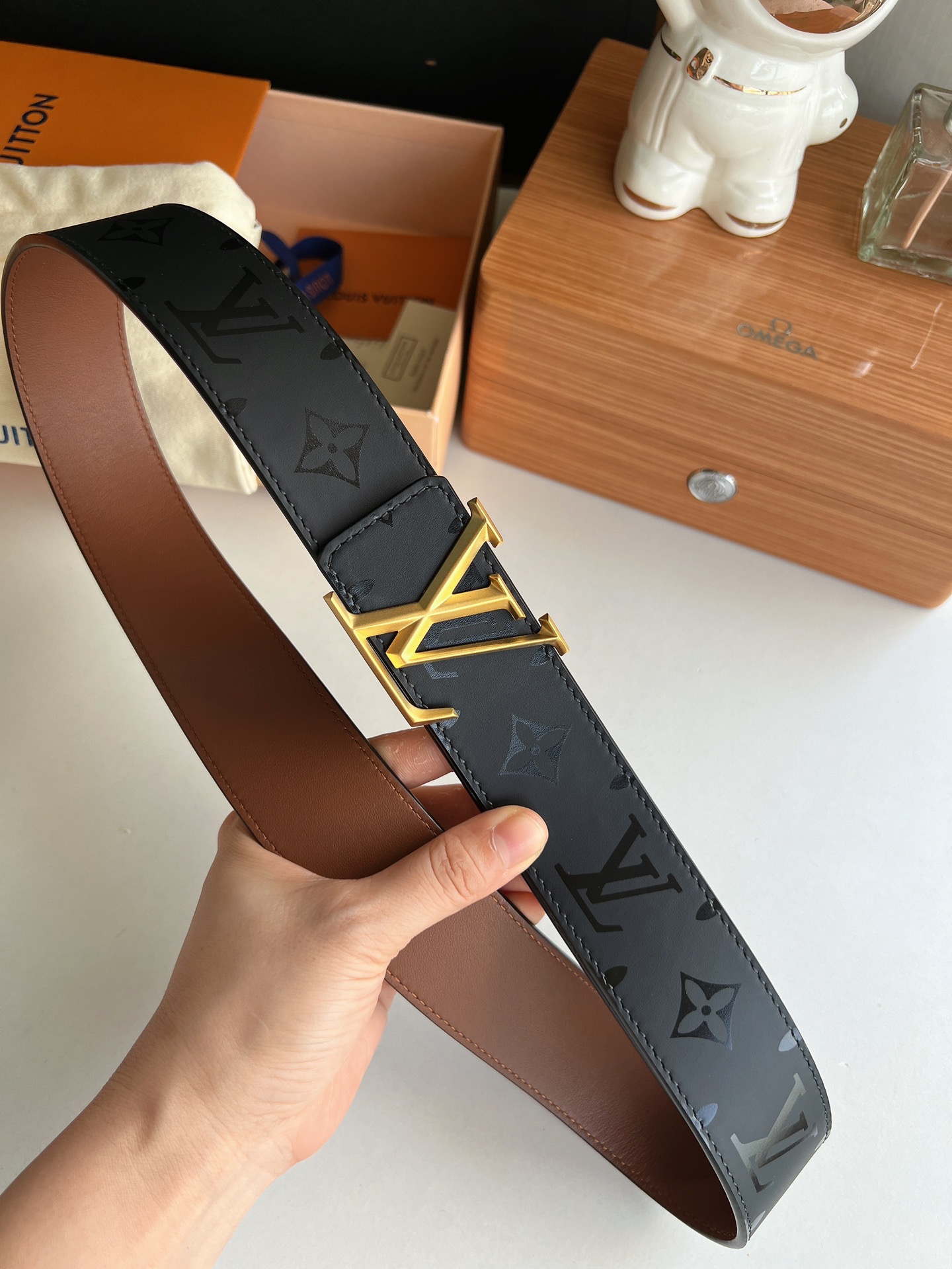 Louis Vuitton Male Leather Belt Cow Leather Brown S-m-l