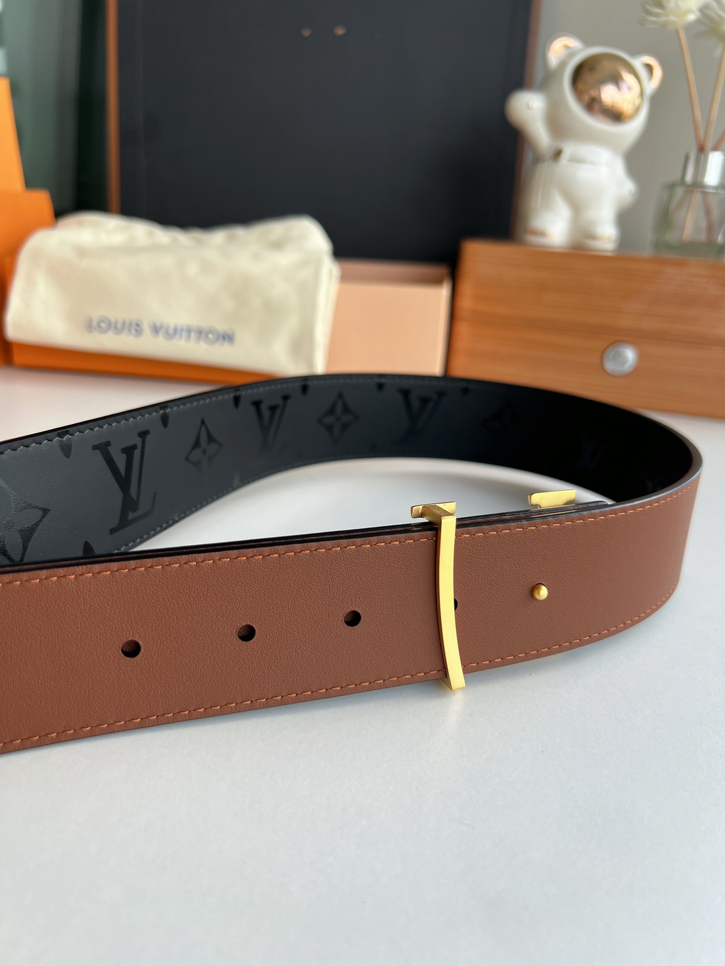 Louis Vuitton Male Leather Belt Cow Leather Brown S-m-l