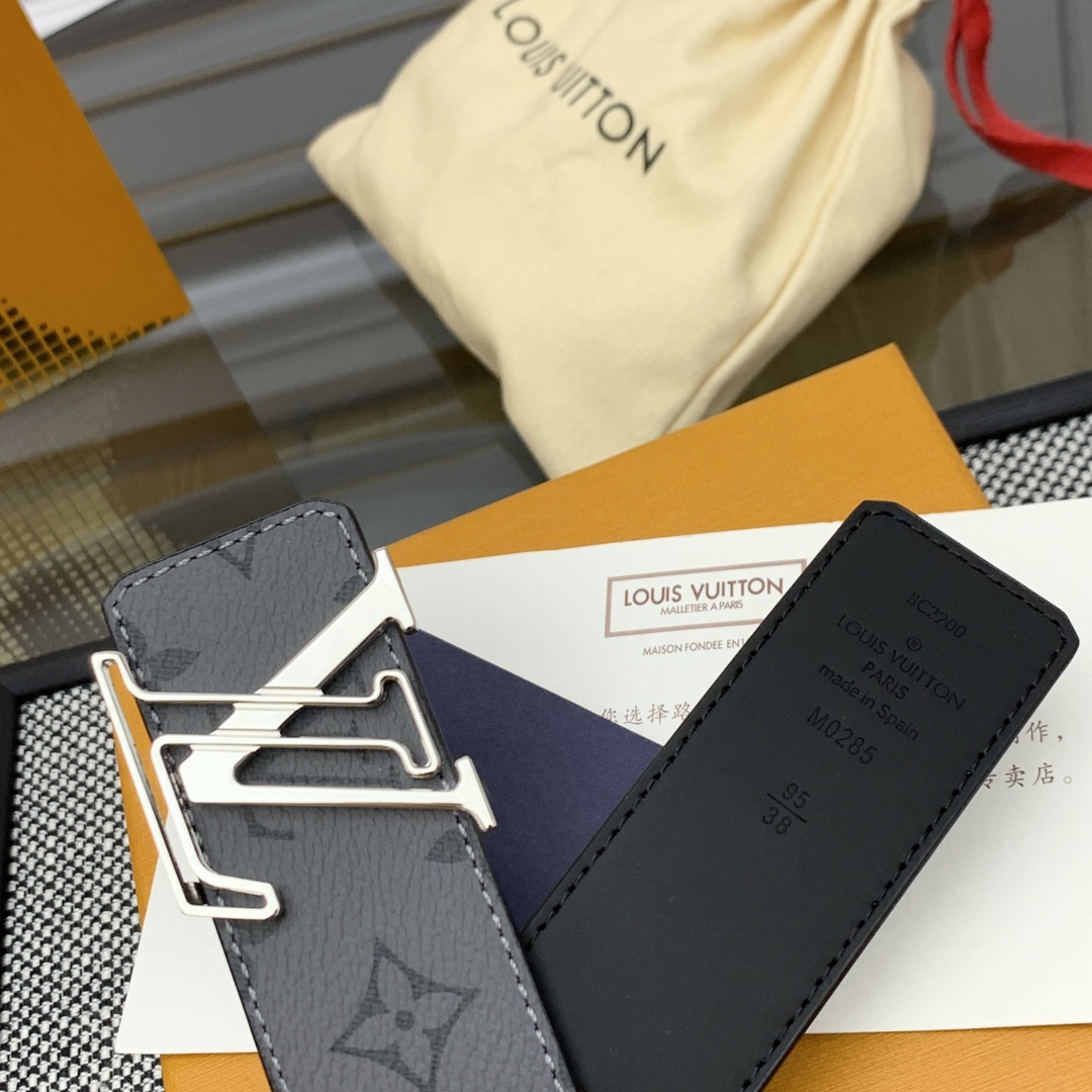 Louis Vuitton Basic Belt Cow Leather M