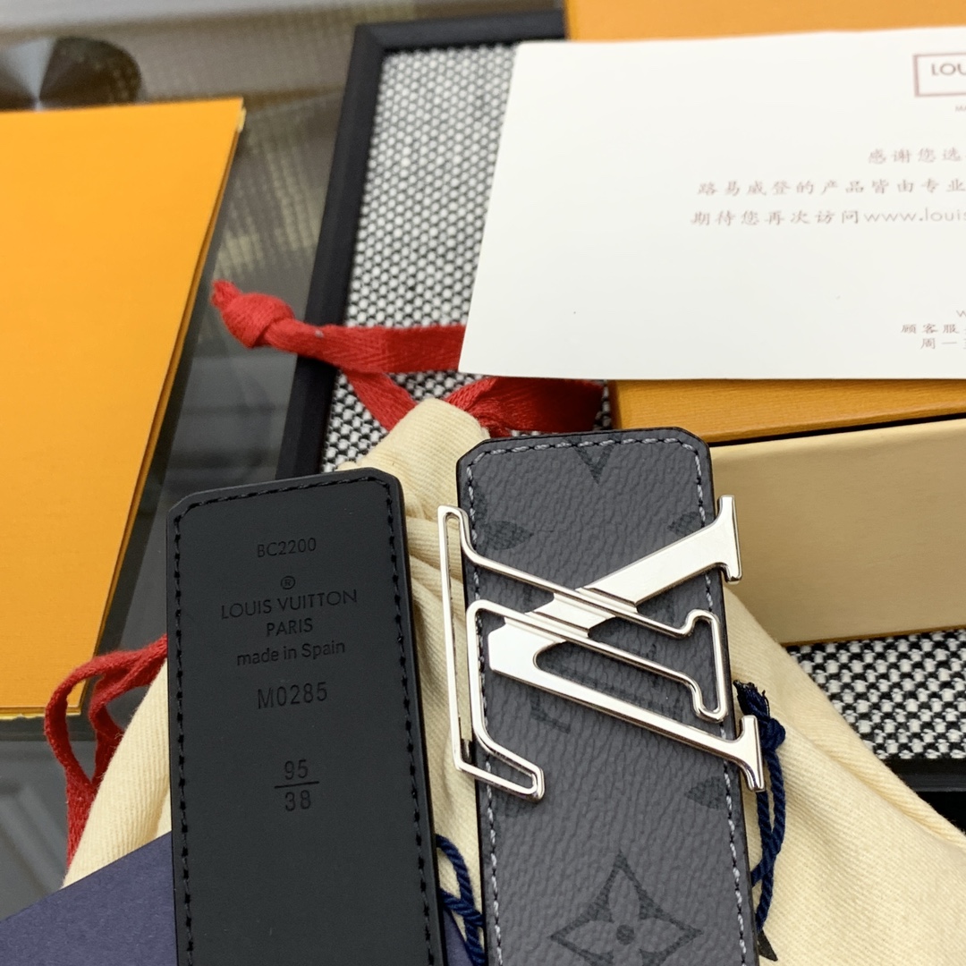 Louis Vuitton Basic Belt Cow Leather M