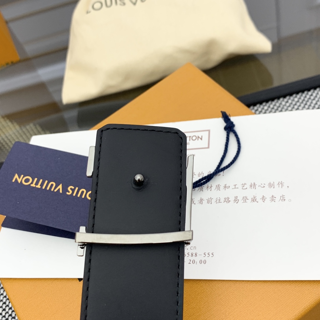 Louis Vuitton Basic Belt Cow Leather M