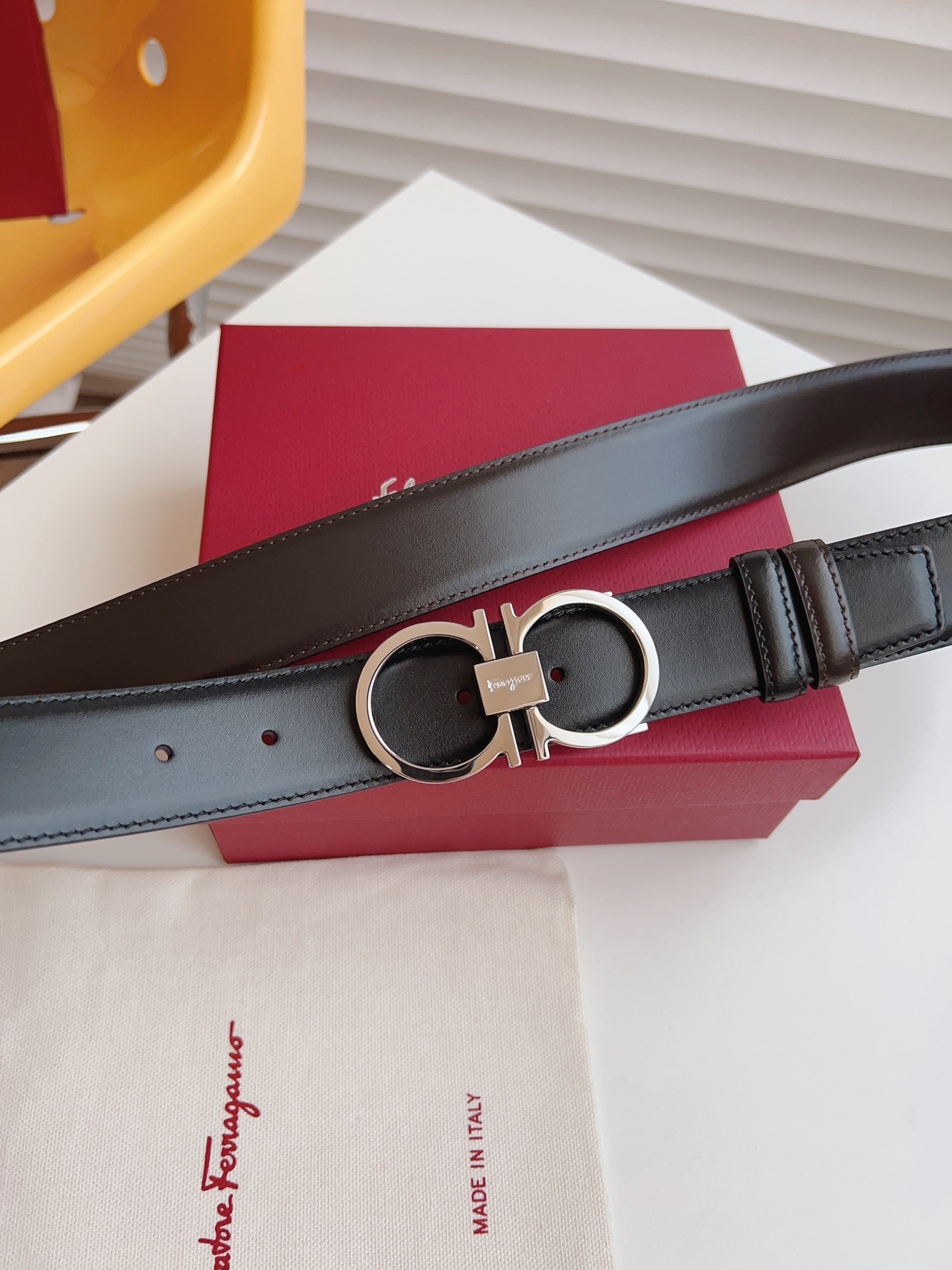 Salvatore Ferragamo Male Leather Belt Adjustable 35mm-m