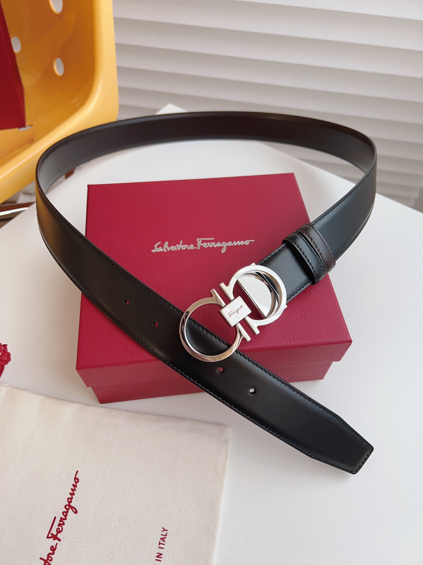 Salvatore Ferragamo Male Leather Belt Adjustable 35mm-m