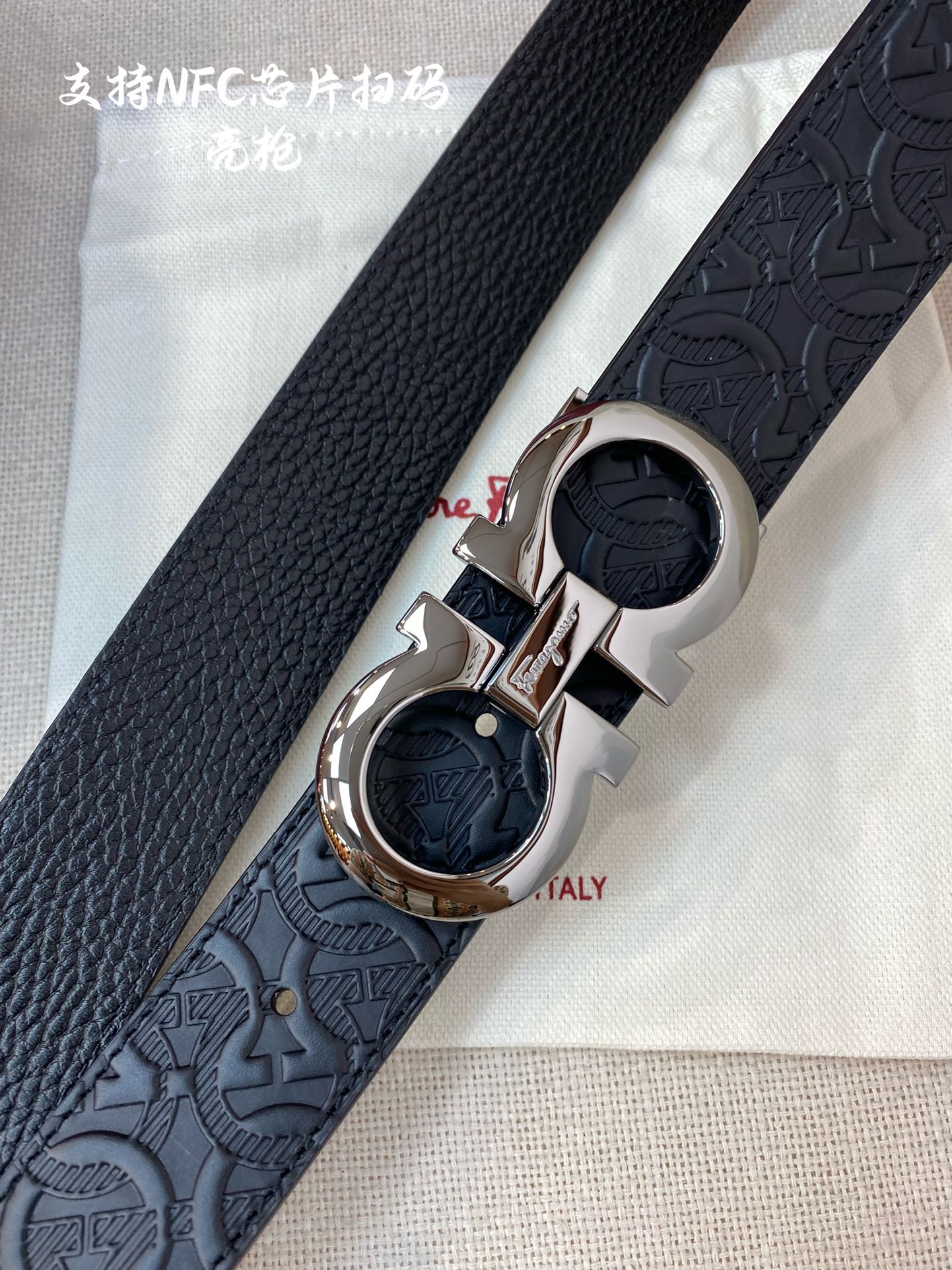 Salvatore Ferragamo Male Leather Belt Cow Leather M