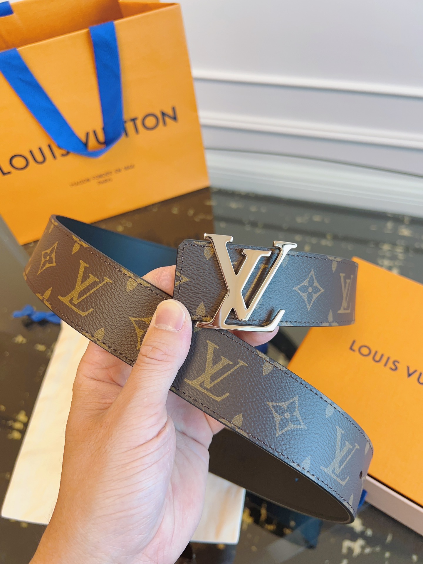 Louis Vuitton Male Basic Belt Cow Leather S-m-l