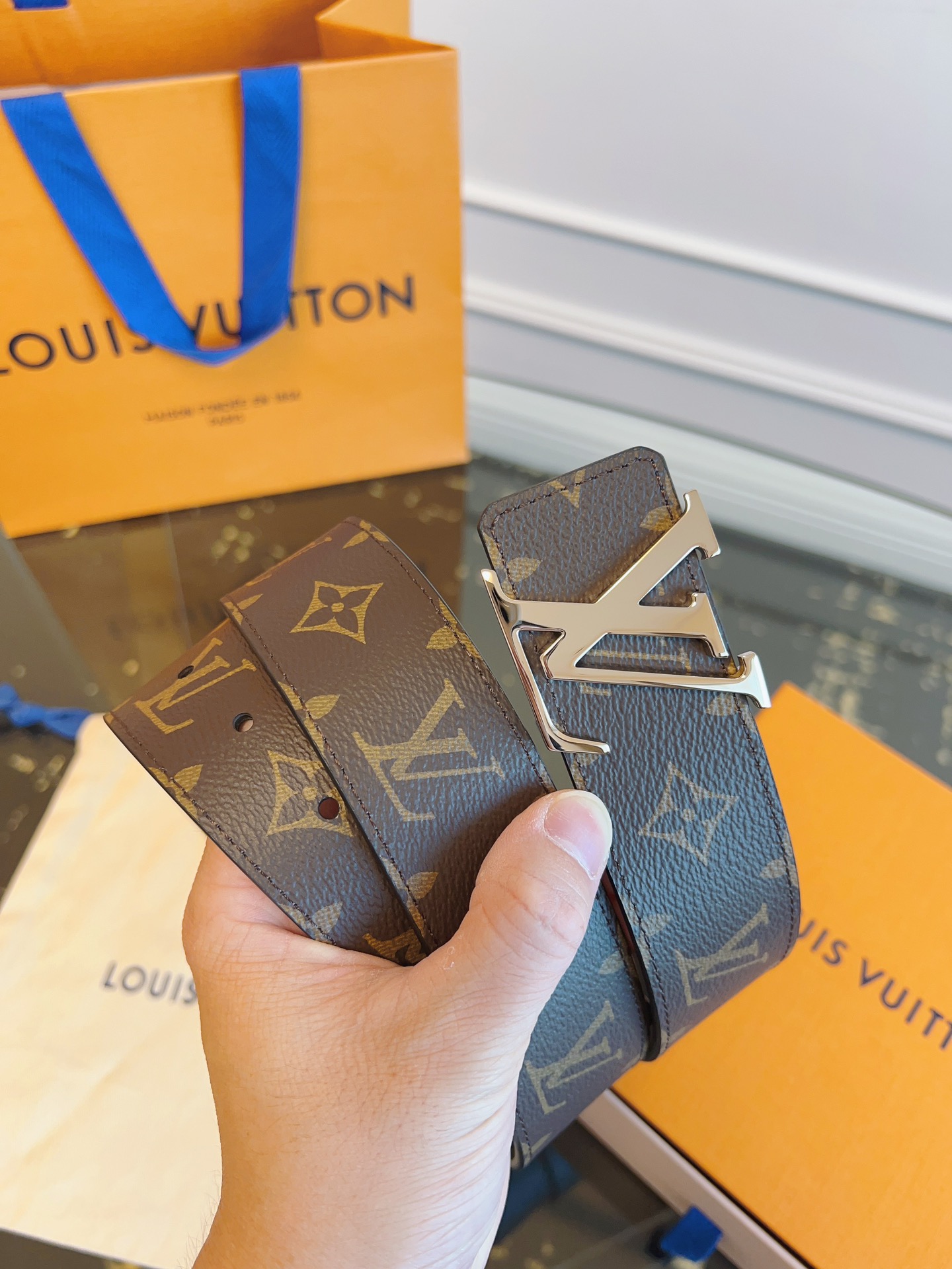 Louis Vuitton Male Basic Belt Cow Leather S-m-l