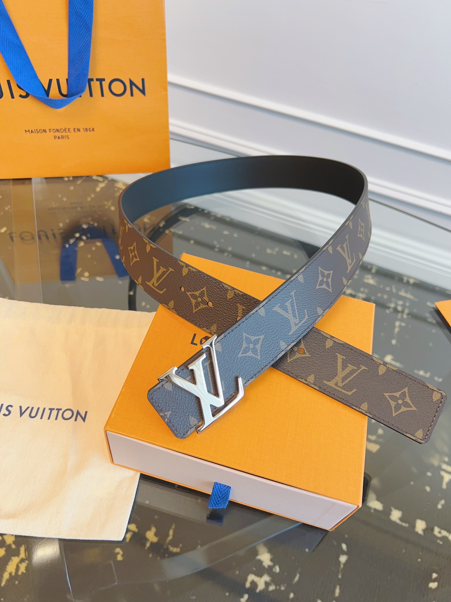 Louis Vuitton Male Basic Belt Cow Leather S-m-l