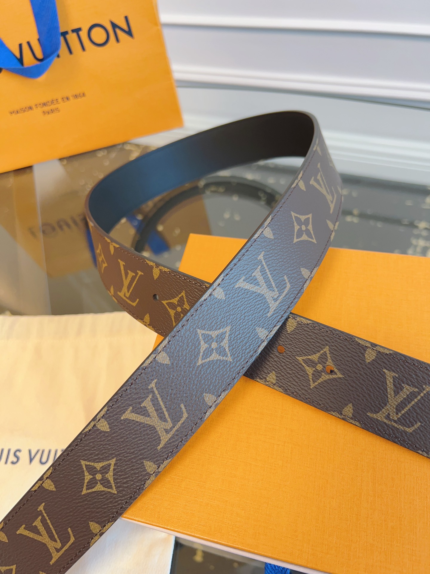 Louis Vuitton Male Basic Belt Cow Leather S-m-l