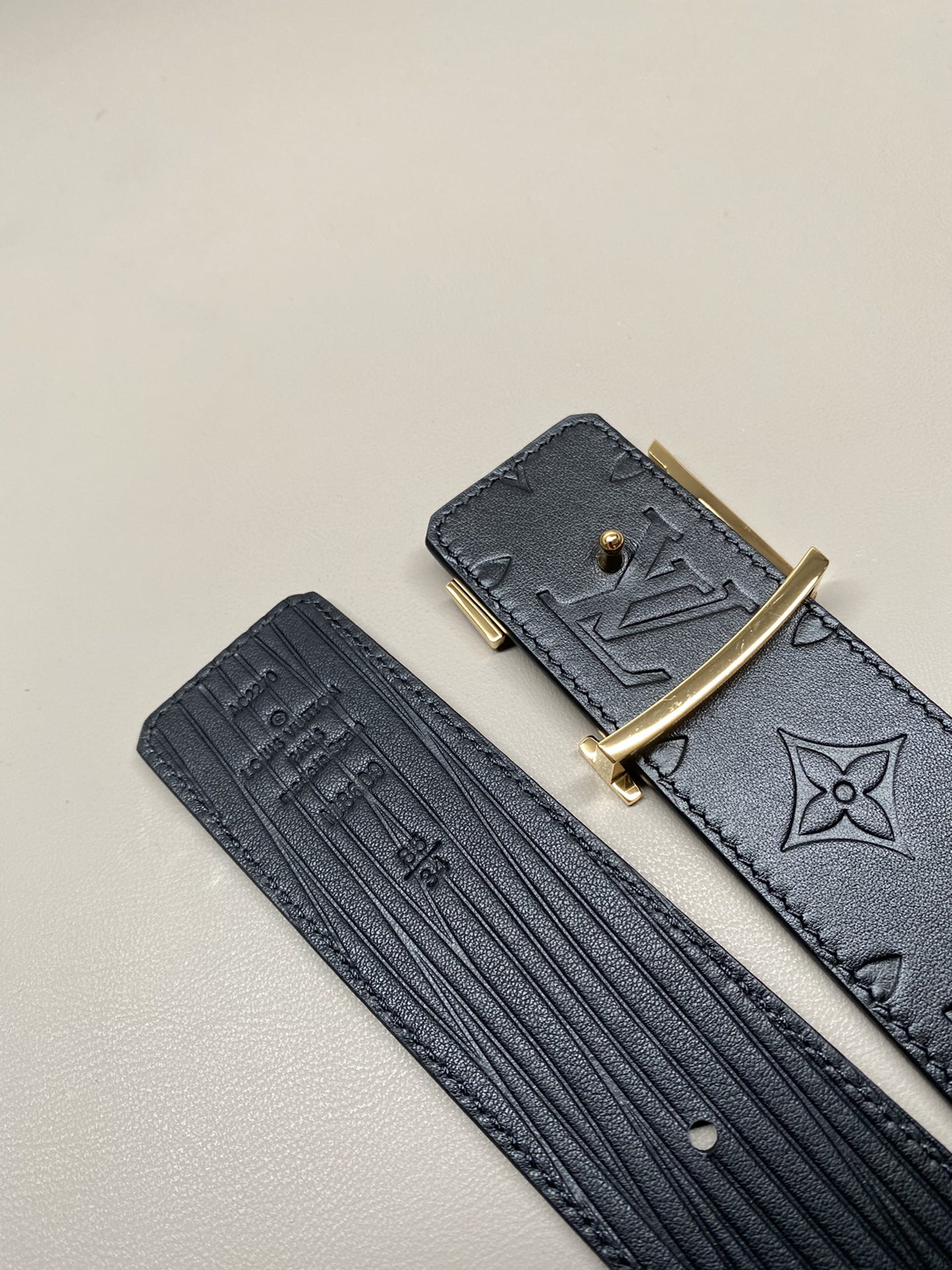 Louis Vuitton Basic Belt Cow Leather S-l