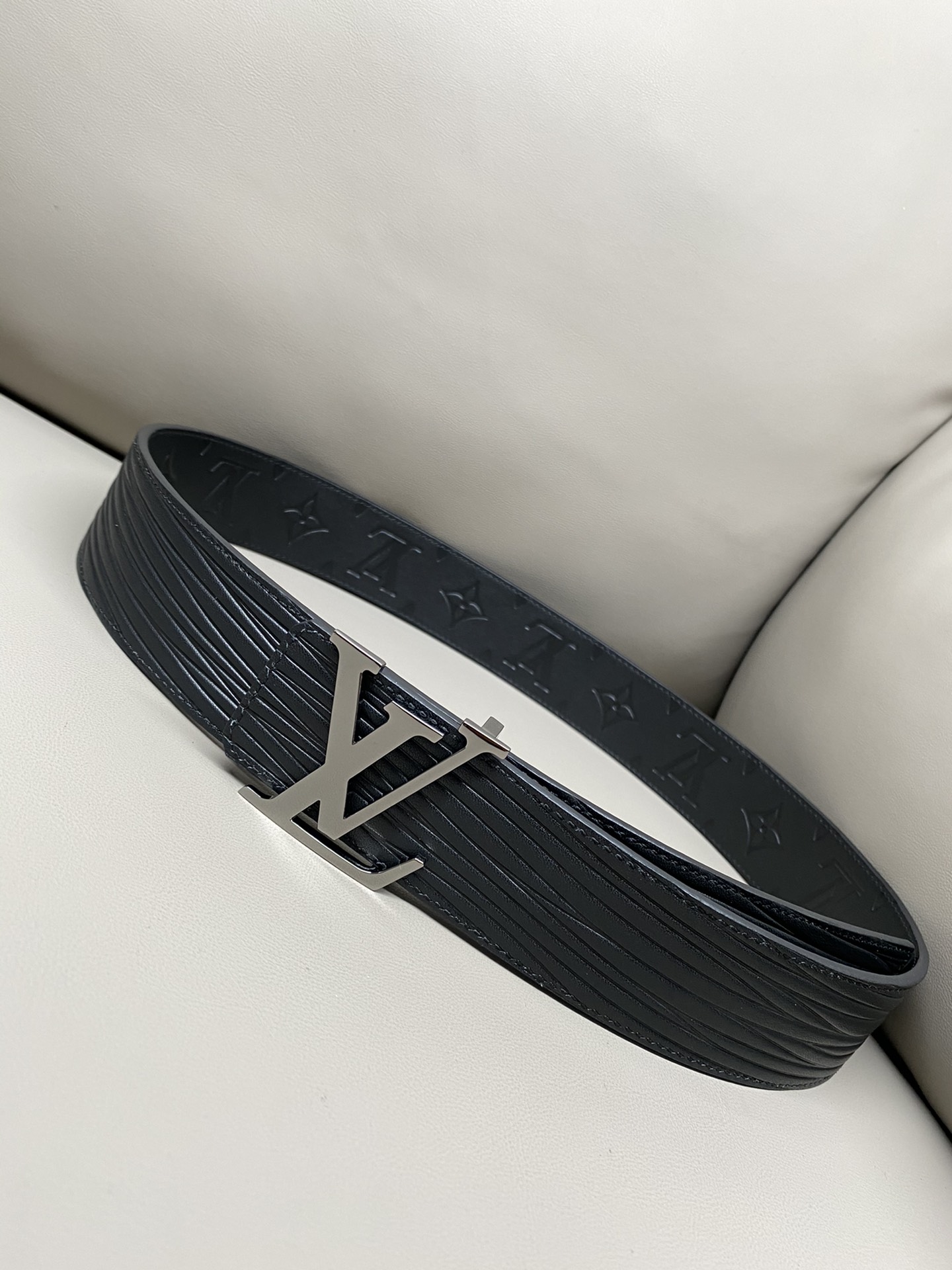 Louis Vuitton Basic Belt Cow Leather S-l