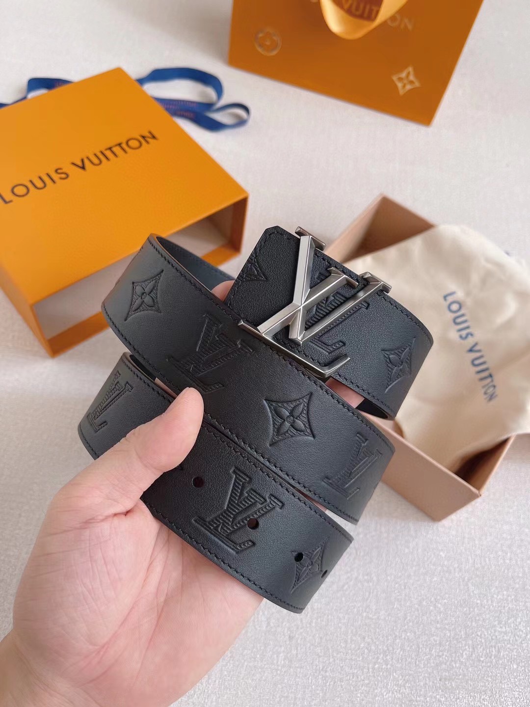 Louis Vuitton Basic Belt Cow Leather 40mm-m-l