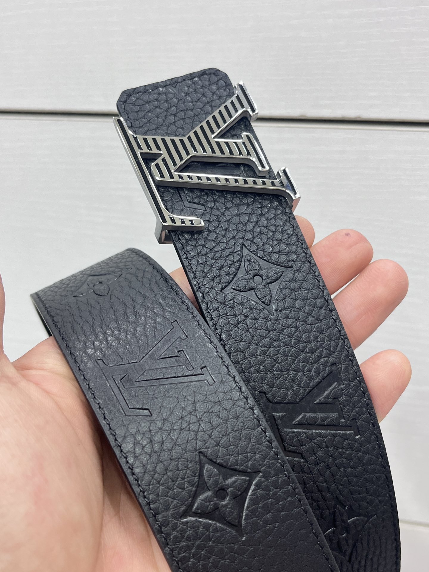 Louis Vuitton Male Basic Belt Cow Leather 40mm-l