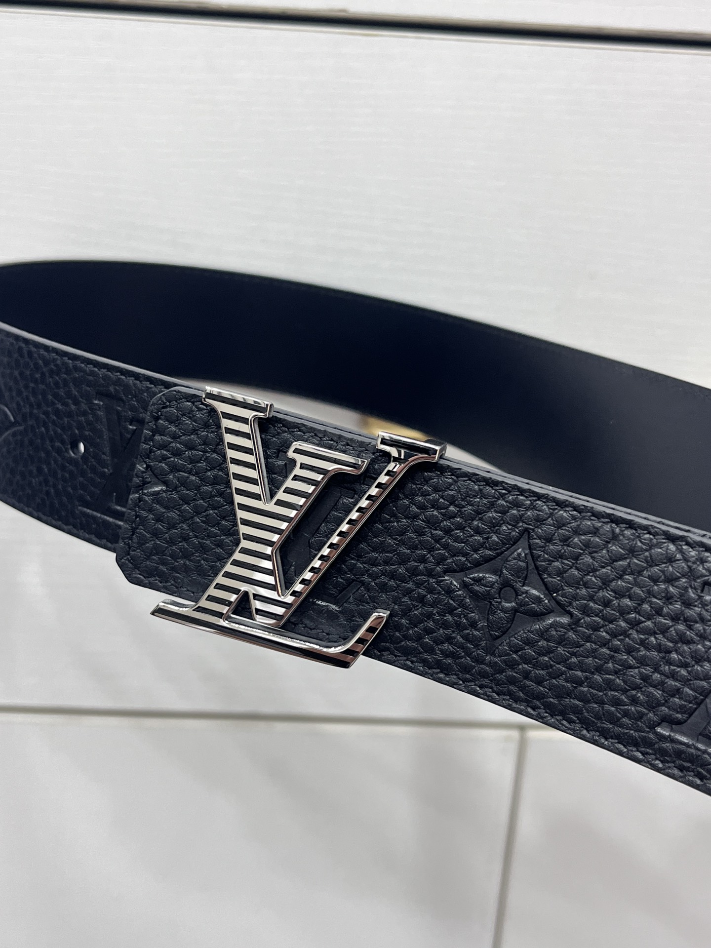 Louis Vuitton Male Basic Belt Cow Leather 40mm-l