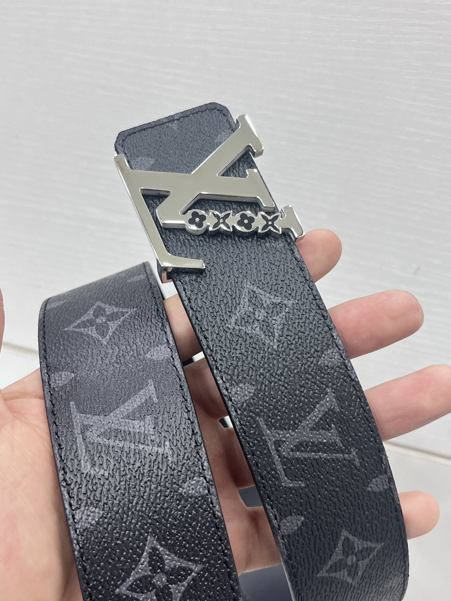 Louis Vuitton Male Basic Belt Cow Leather 40mm-m-l