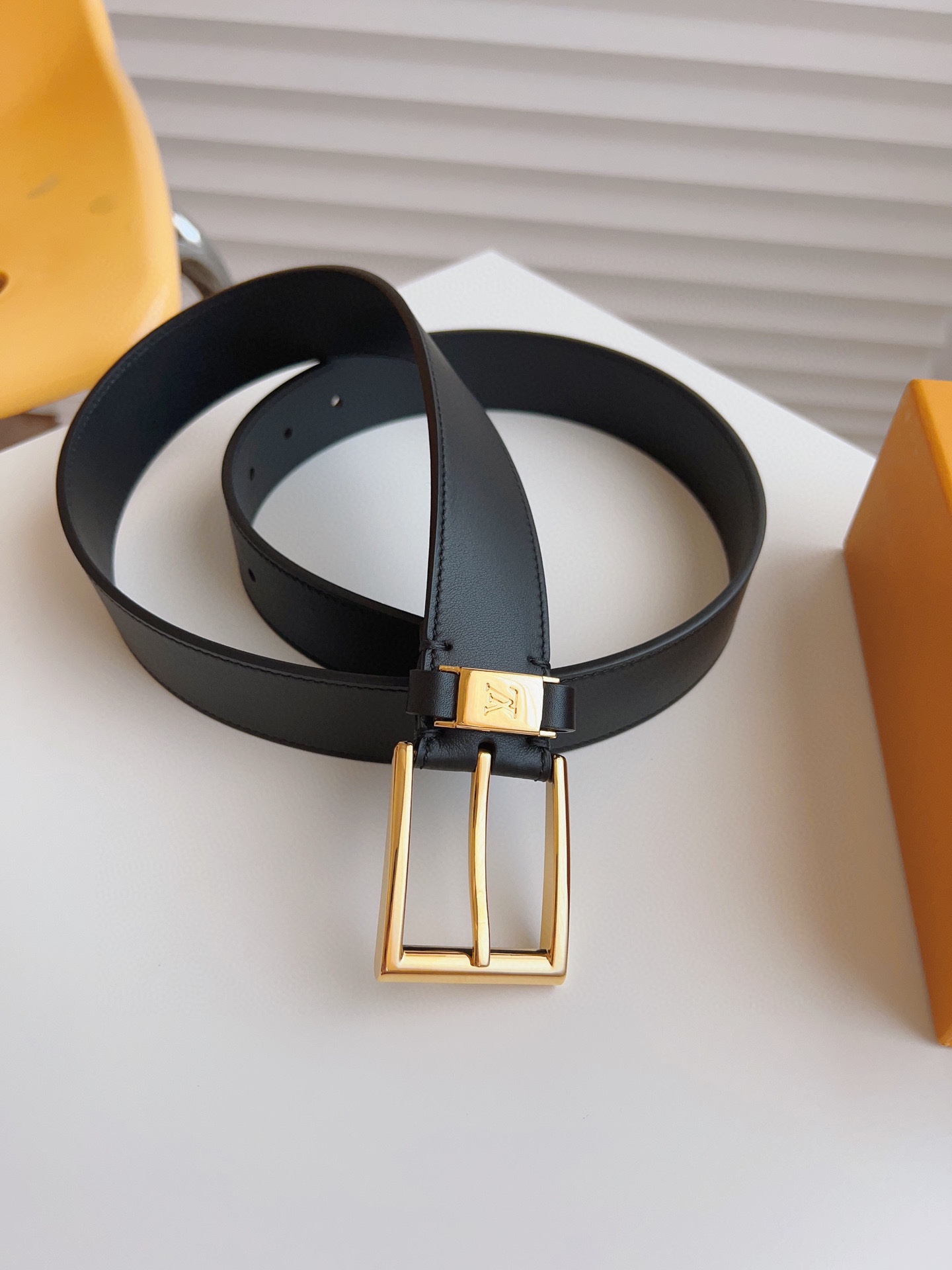 Louis Vuitton Male Basic Belt 35mm-l