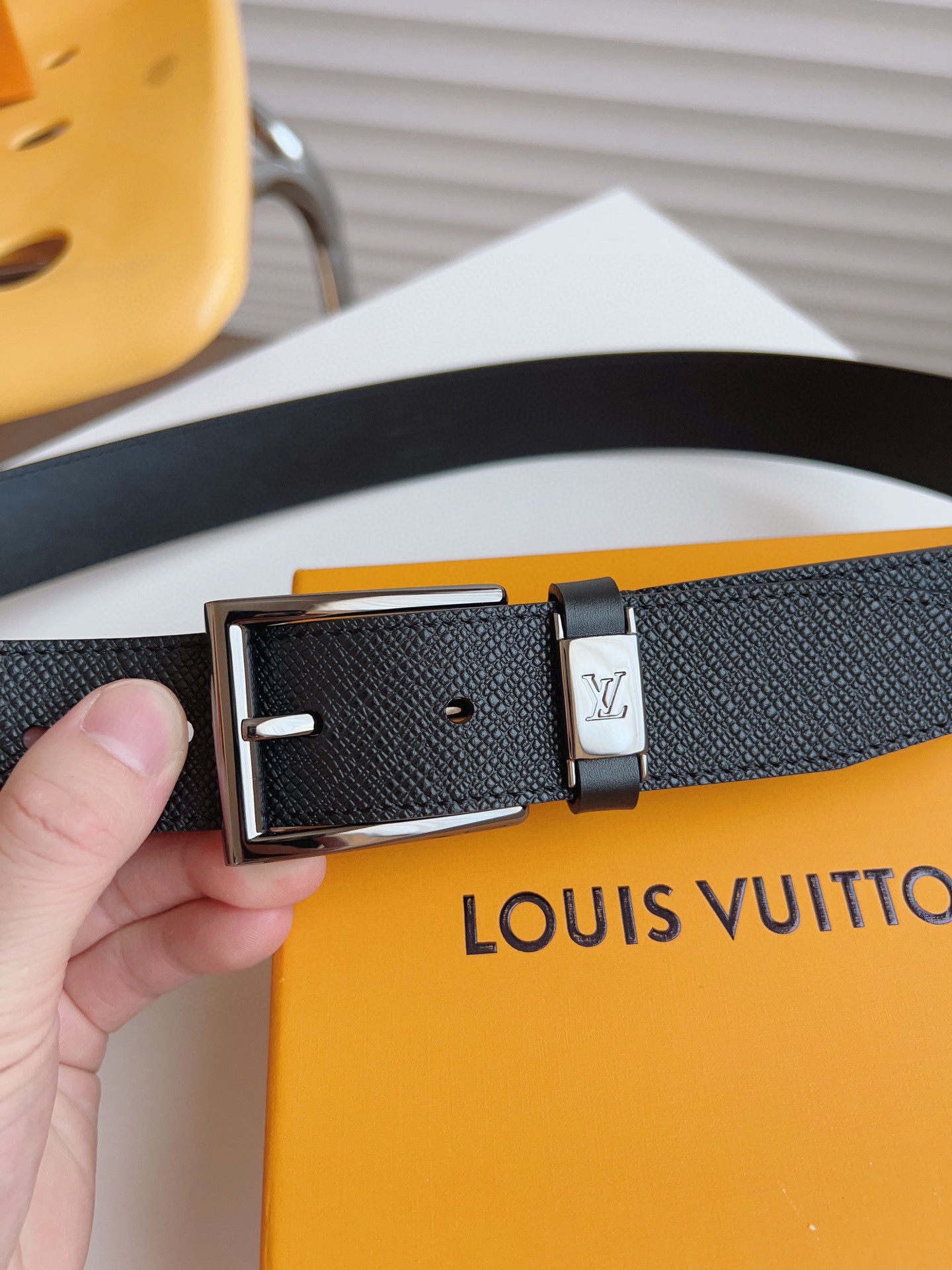 Louis Vuitton Male Basic Belt 35mm-l