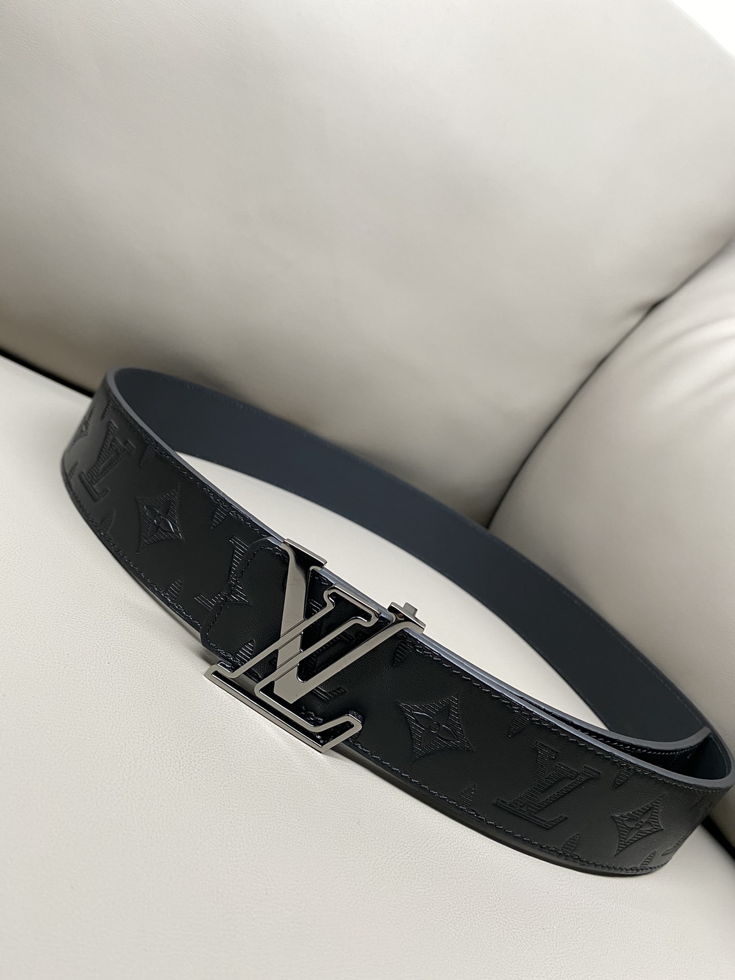 Louis Vuitton Male Basic Belt Cow Leather L