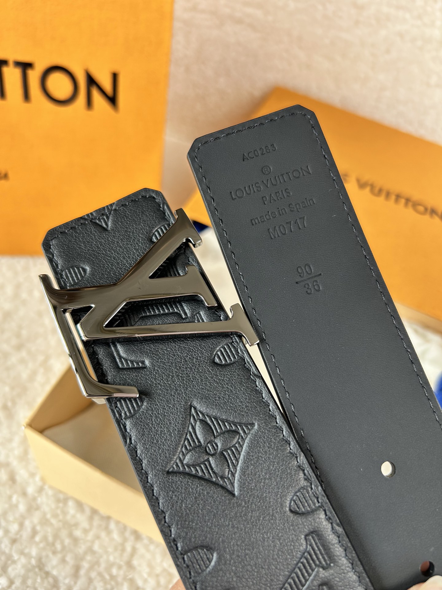 Louis Vuitton Male Basic Belt Cow Leather M-l