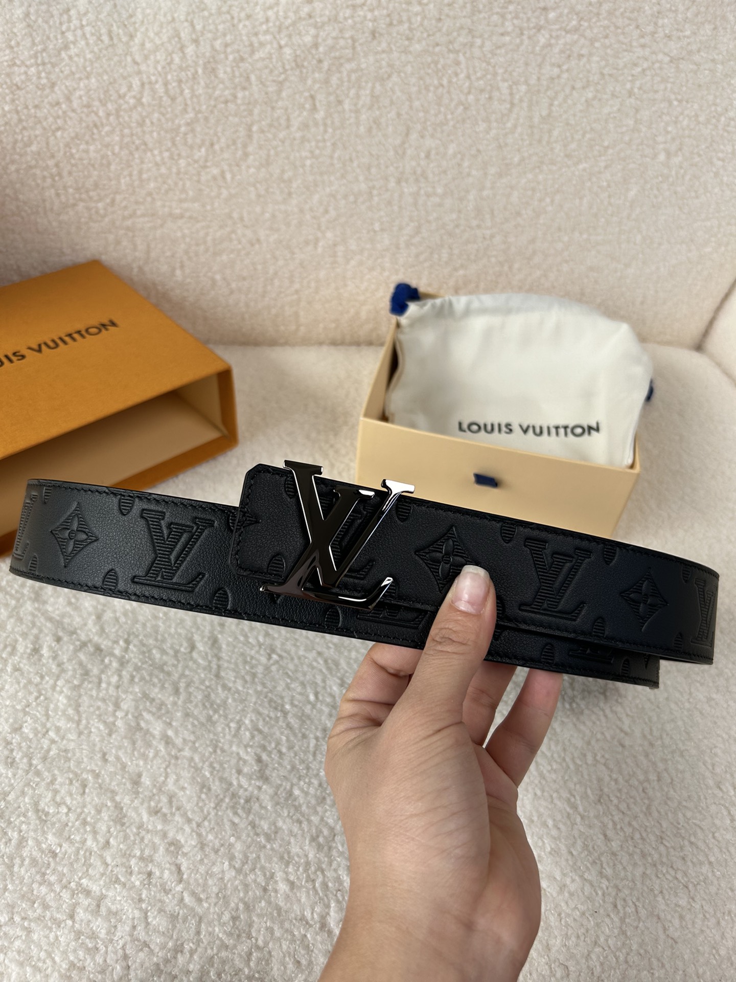 Louis Vuitton Male Basic Belt Cow Leather M-l