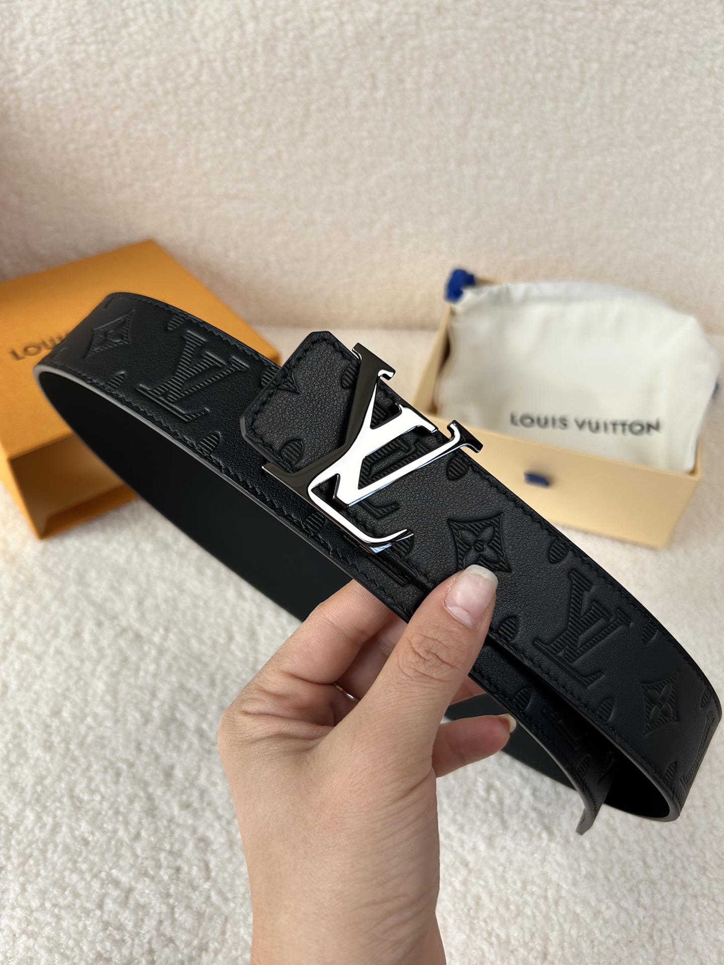 Louis Vuitton Male Basic Belt Cow Leather M-l