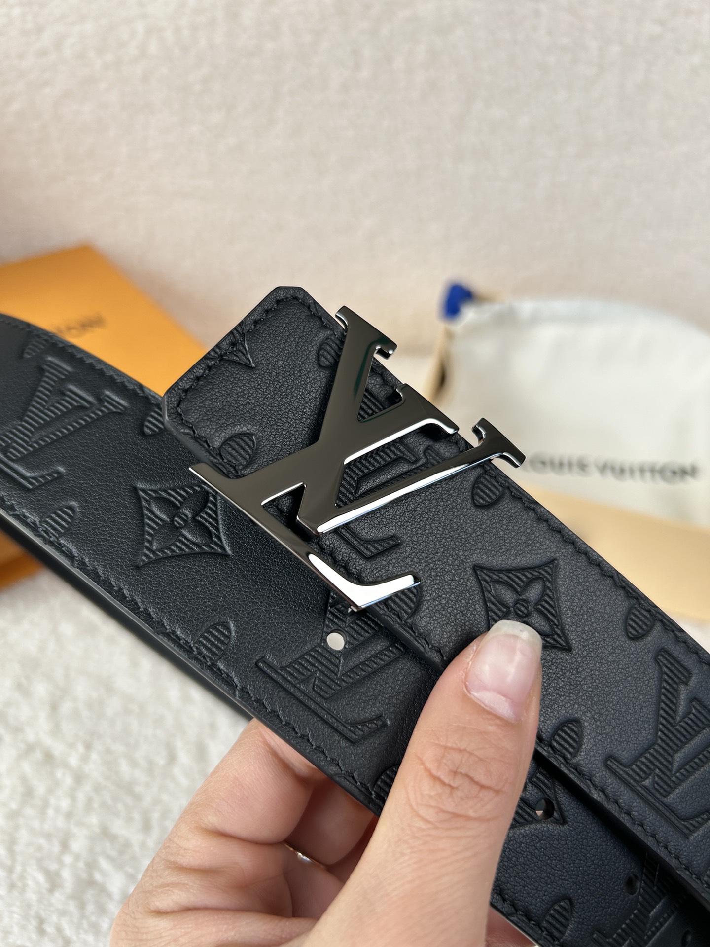 Louis Vuitton Male Basic Belt Cow Leather M-l