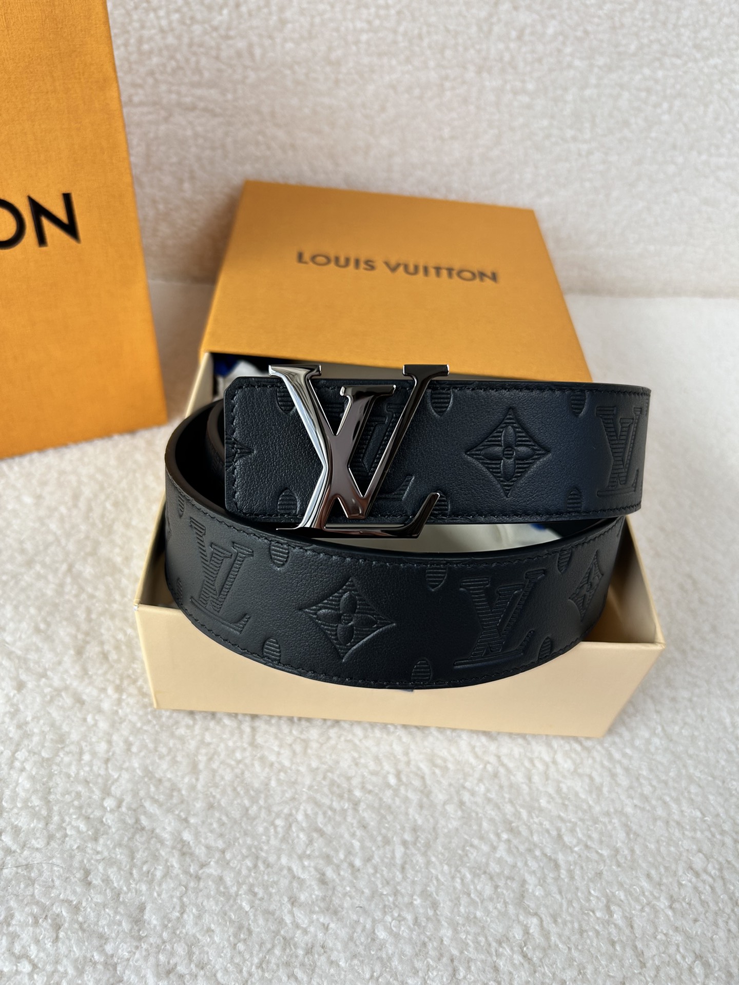 Louis Vuitton Male Basic Belt Cow Leather M-l