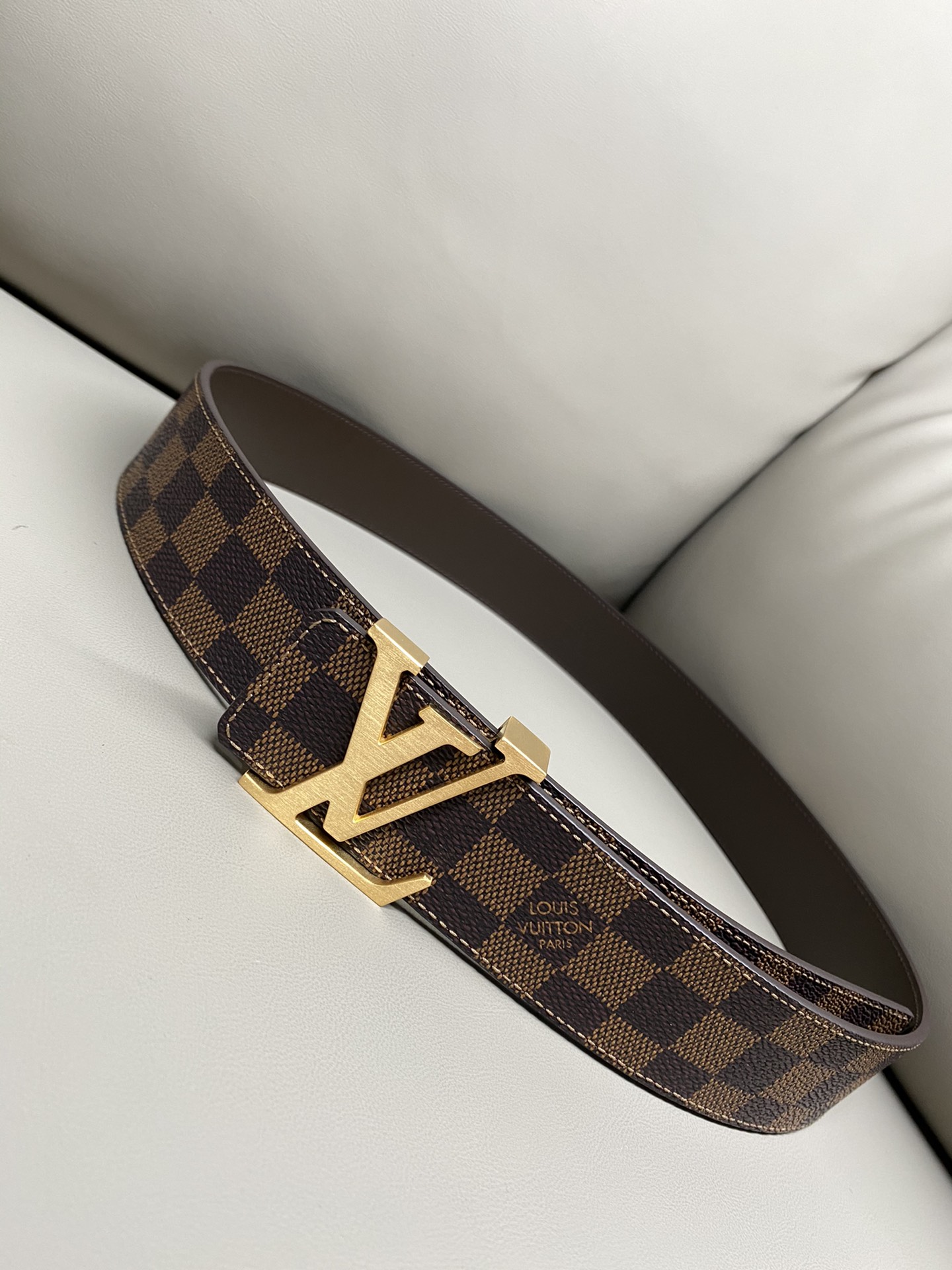Louis Vuitton Male Basic Belt 40mm-l