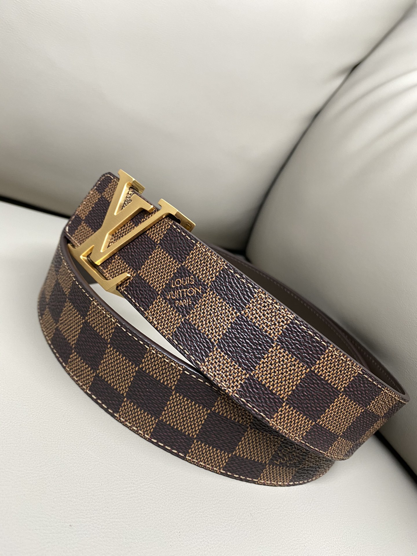 Louis Vuitton Male Basic Belt 40mm-l