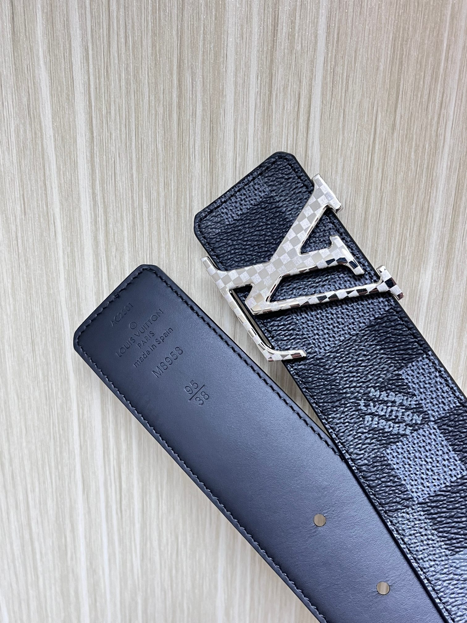 Louis Vuitton Male Basic Belt Cow Leather Coffee L