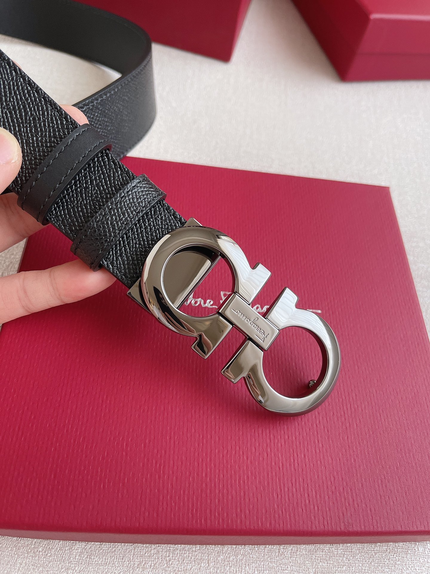 Salvatore Ferragamo Leather Belt Cow Leather Adjustable 35mm