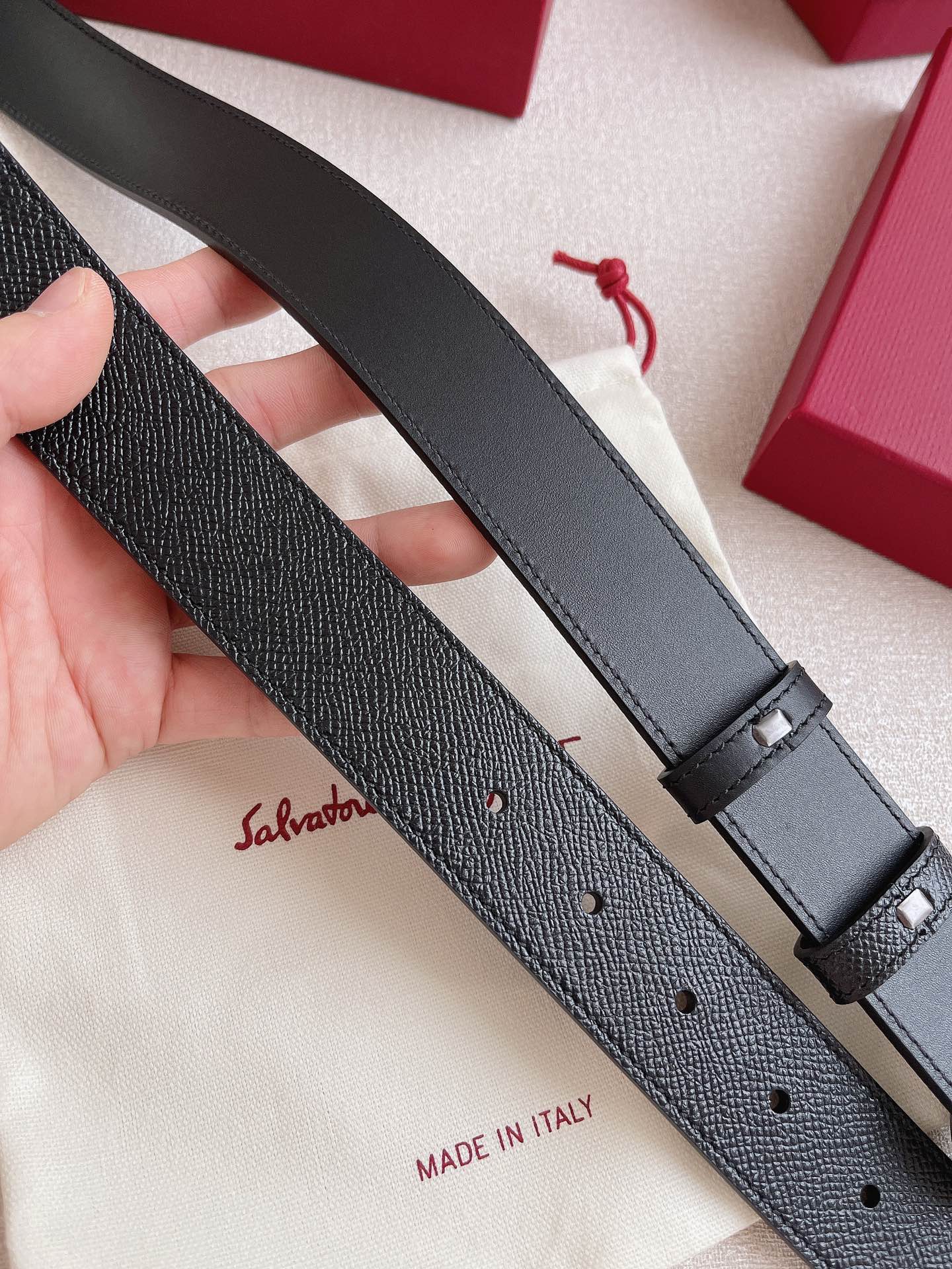 Salvatore Ferragamo Leather Belt Cow Leather Adjustable 35mm