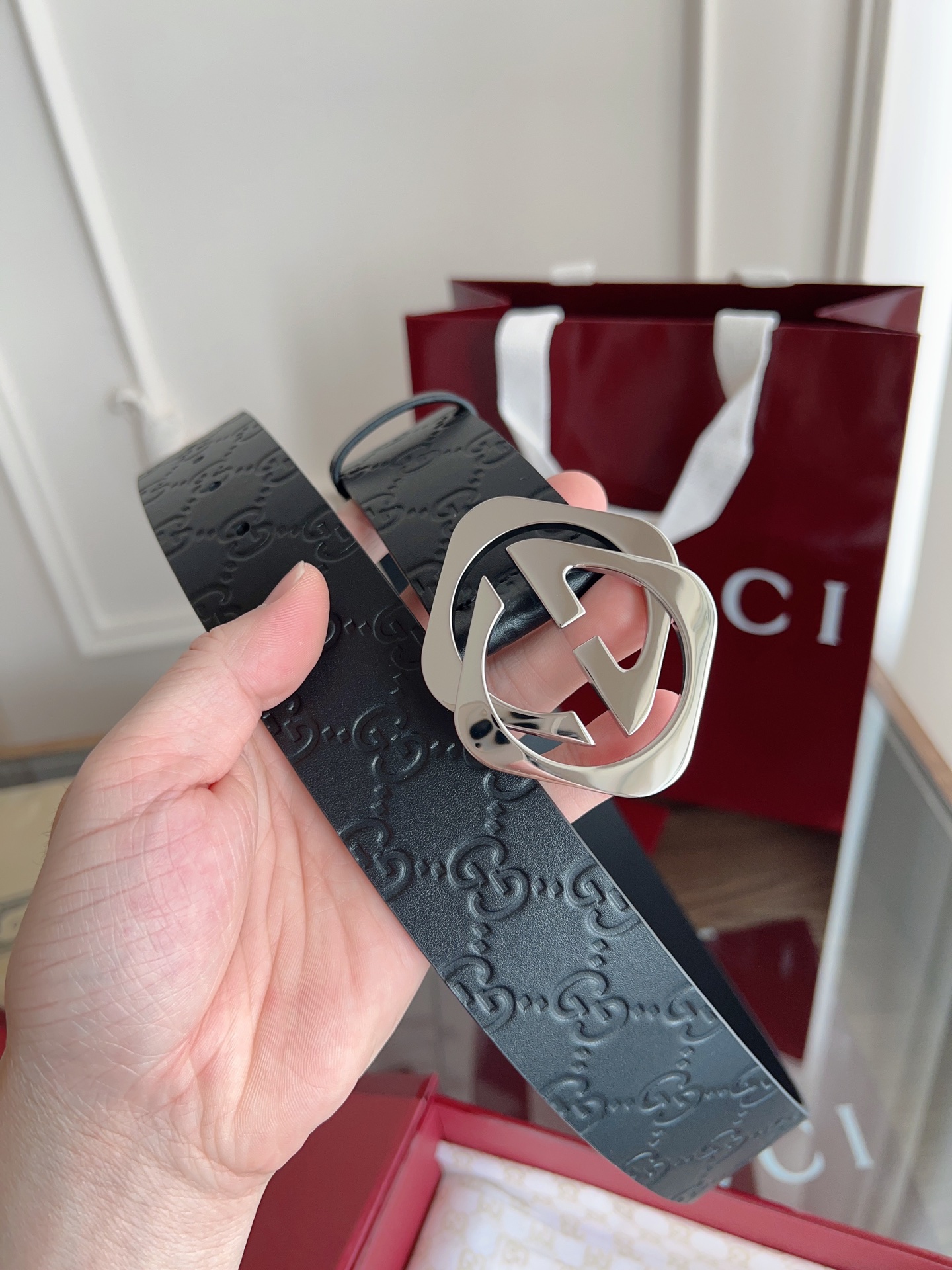 Gucci Basic Belt 40mm-l