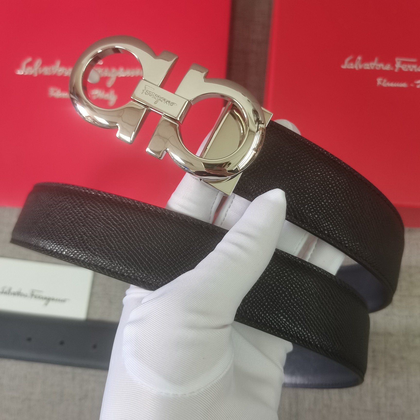Salvatore Ferragamo Male Leather Belt 35mm