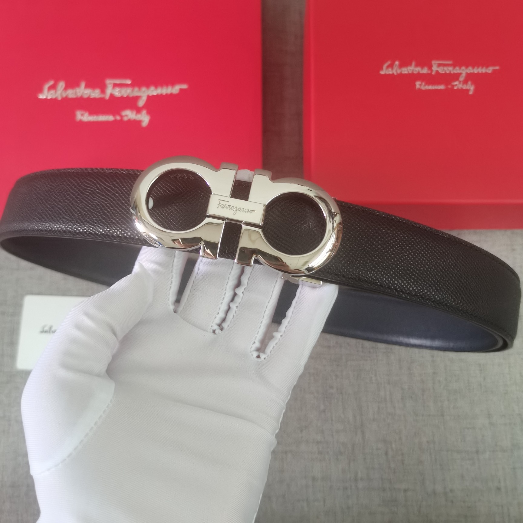 Salvatore Ferragamo Male Leather Belt 35mm