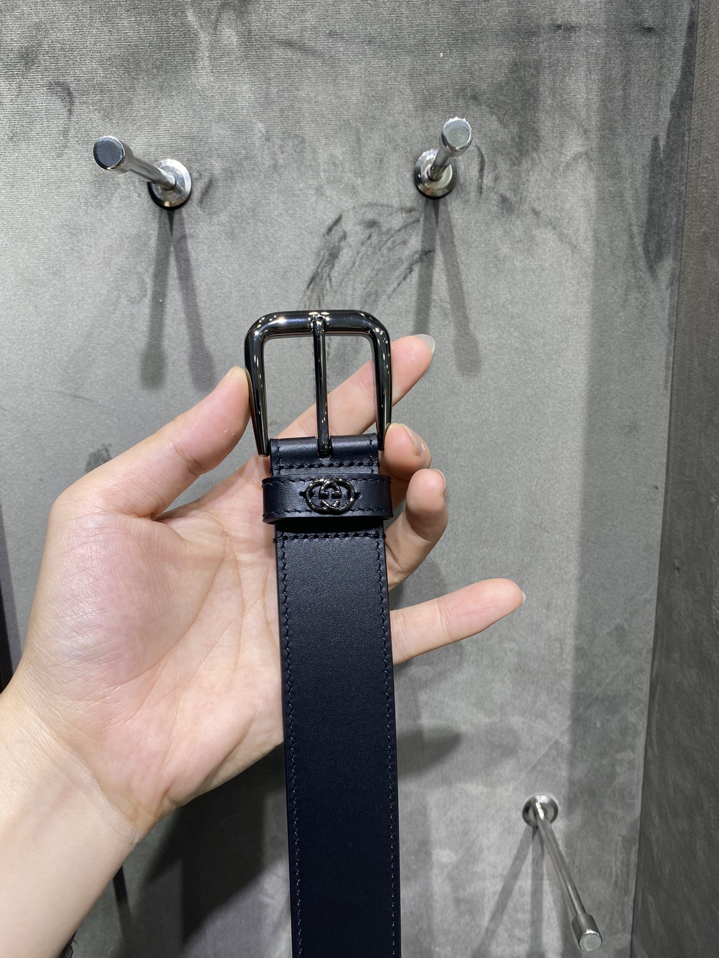 Gucci Male Pin Buckle Belt Cow Leather M