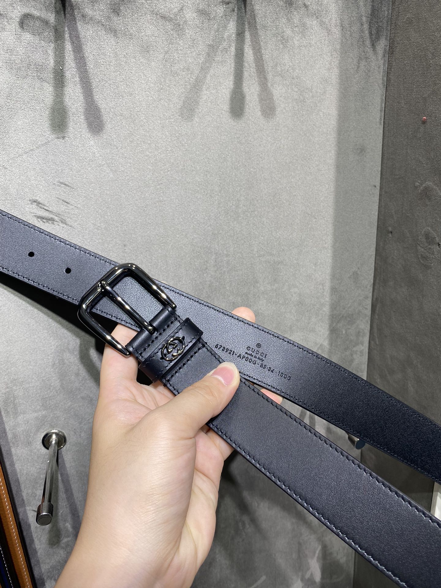 Gucci Male Pin Buckle Belt Cow Leather M