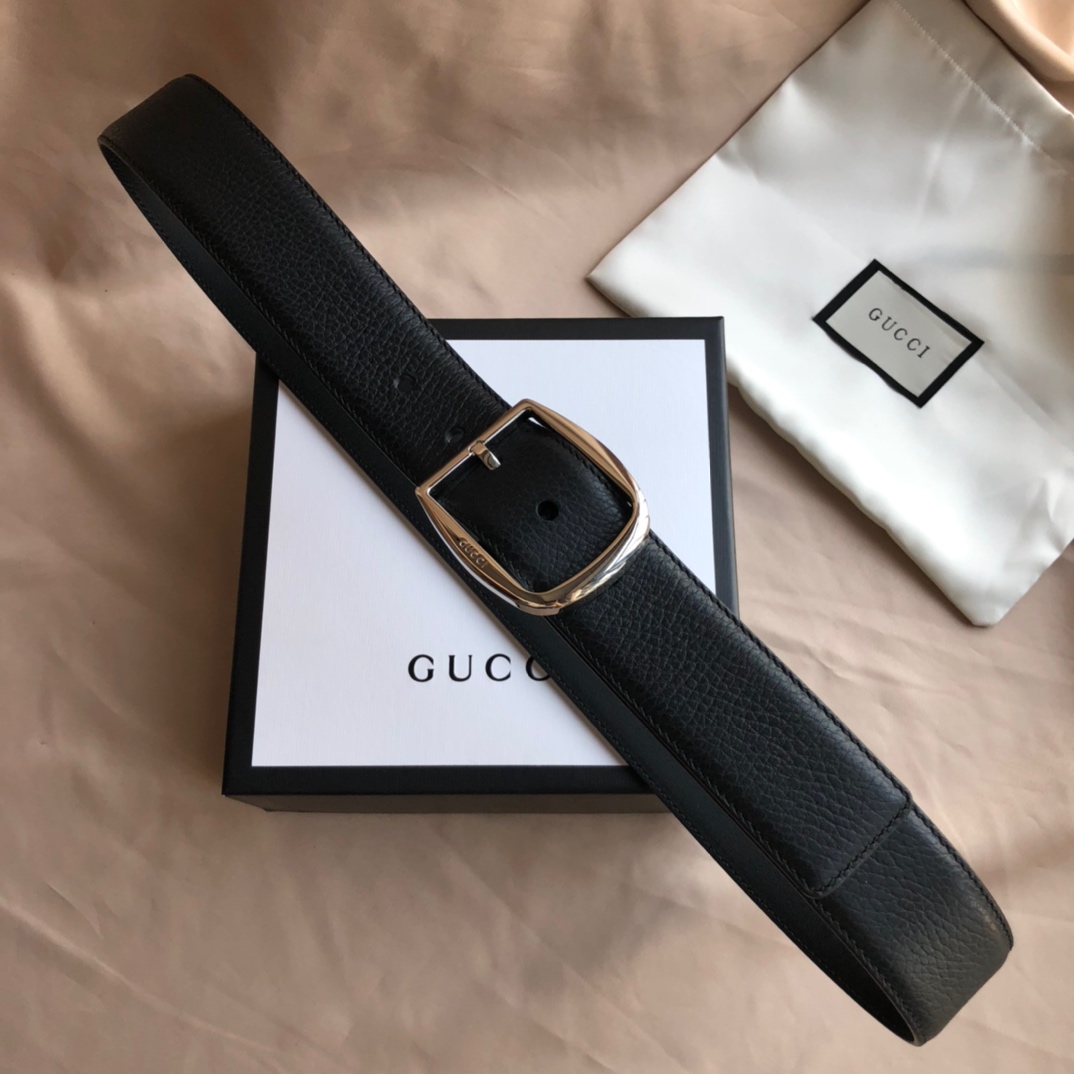 Gucci Male Pin Buckle Belt Cow Leather