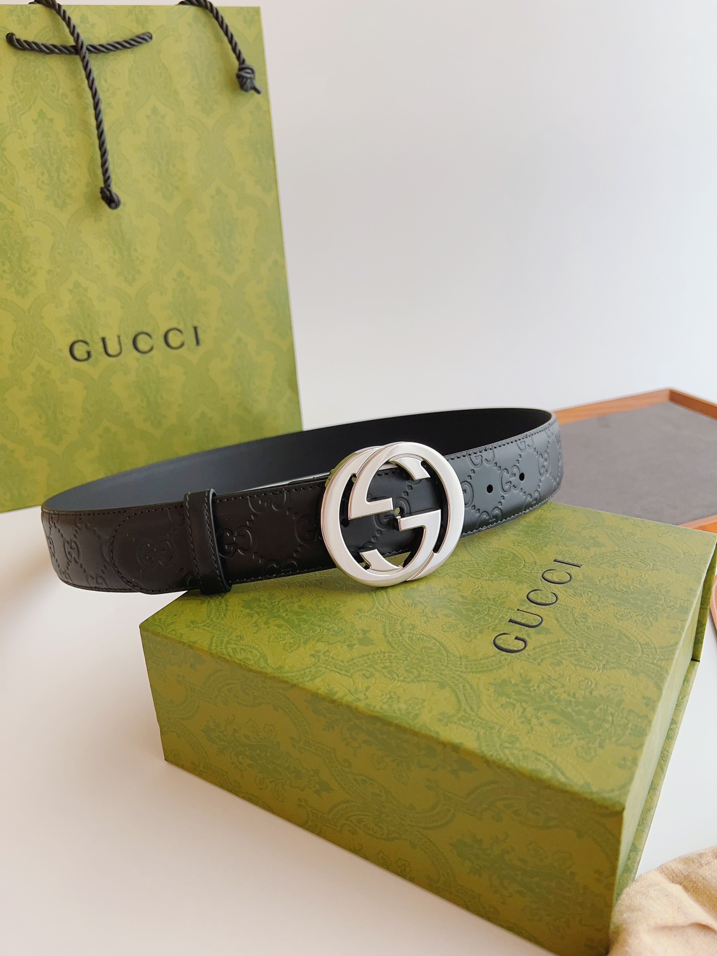Gucci Male Leather Belt Top Grain Leather M