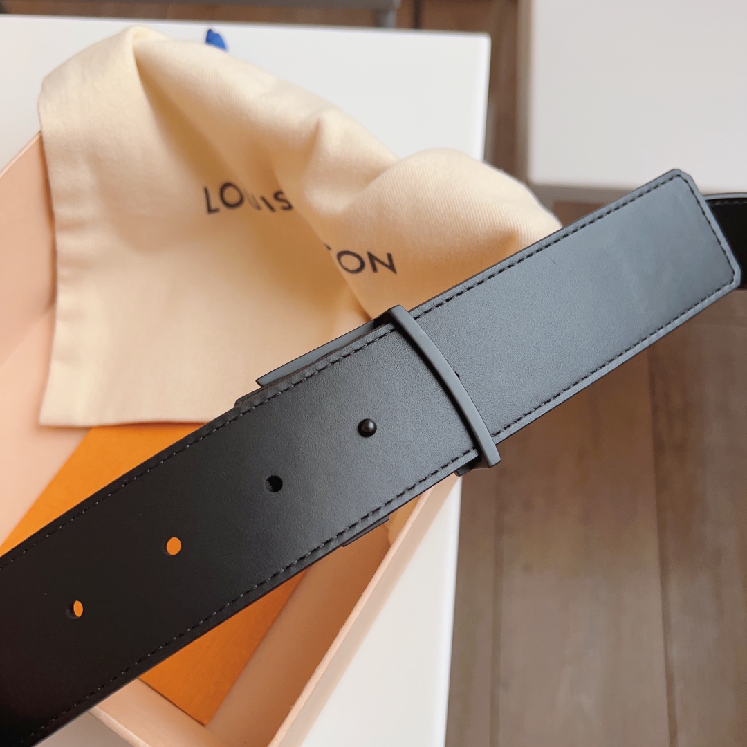 Louis Vuitton Basic Belt M