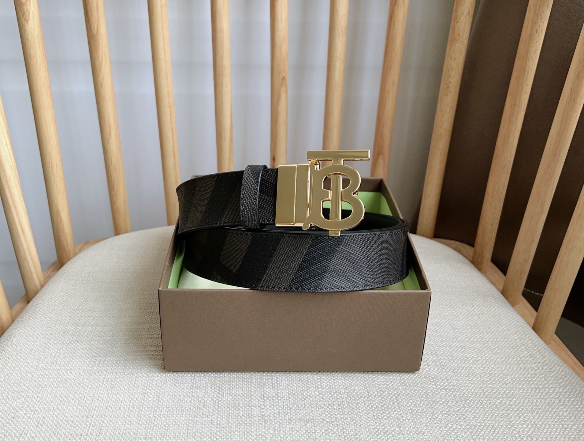 Burberry Basic Belt M-l