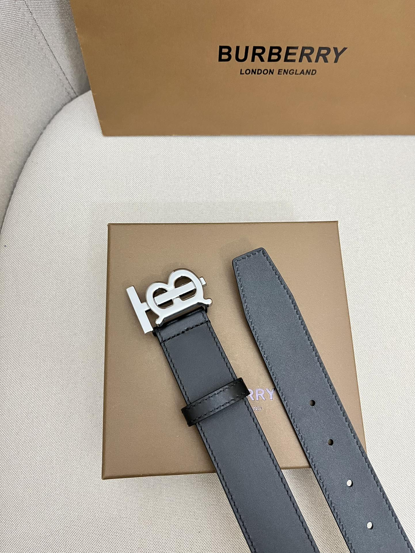 Burberry Male Leather Belt Top Grain Leather M