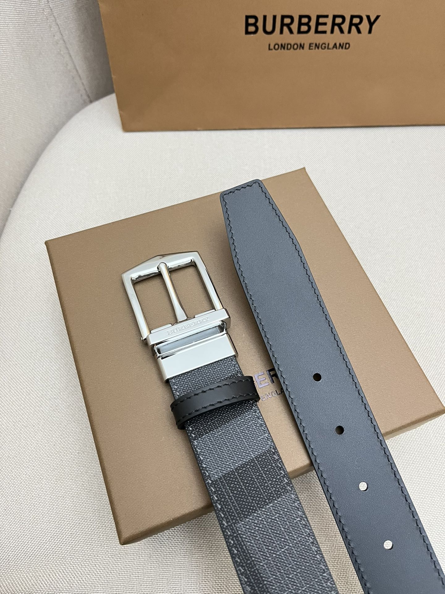 Burberry Male Leather Belt Top Grain Leather M