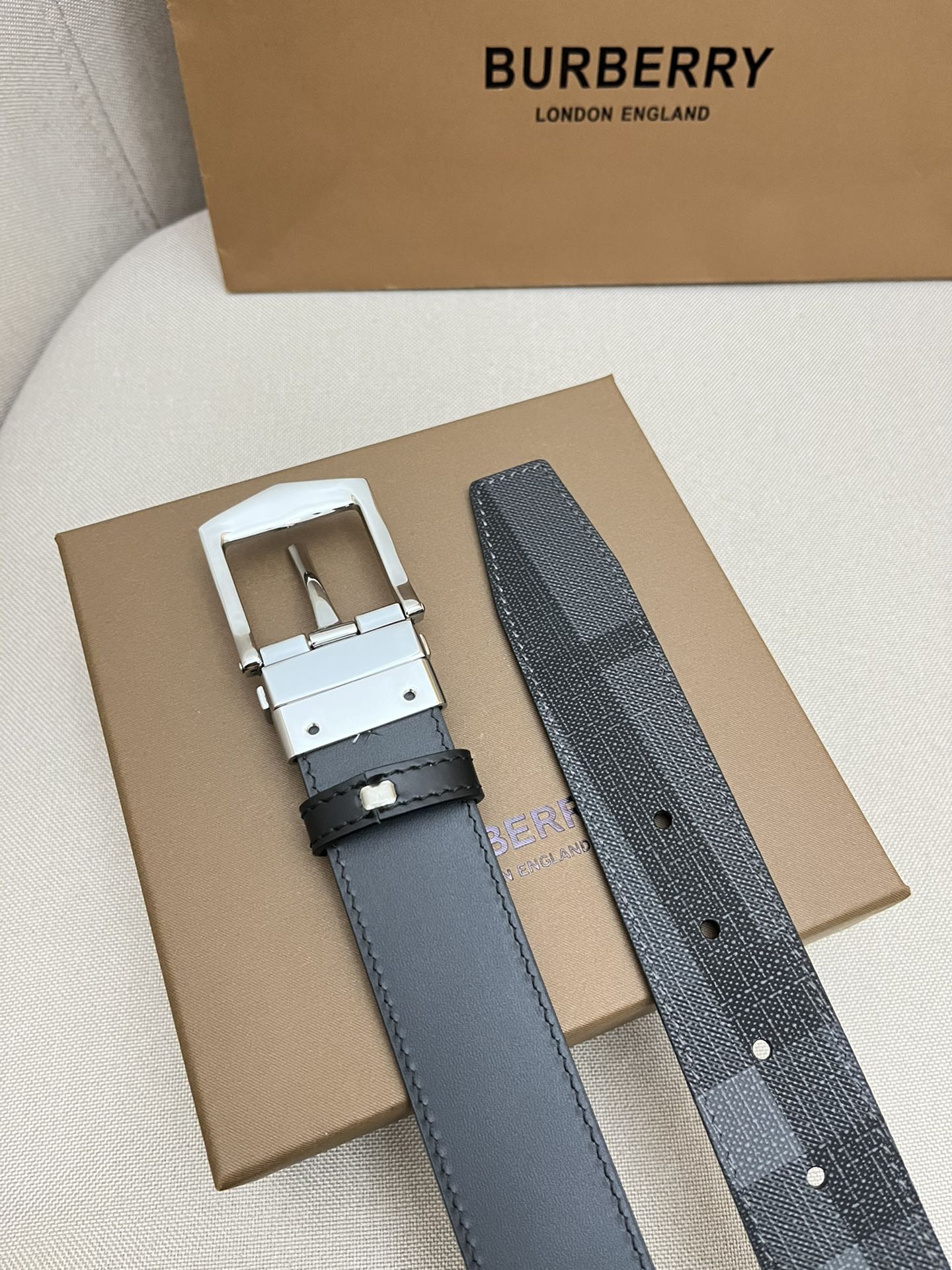 Burberry Male Leather Belt Top Grain Leather M