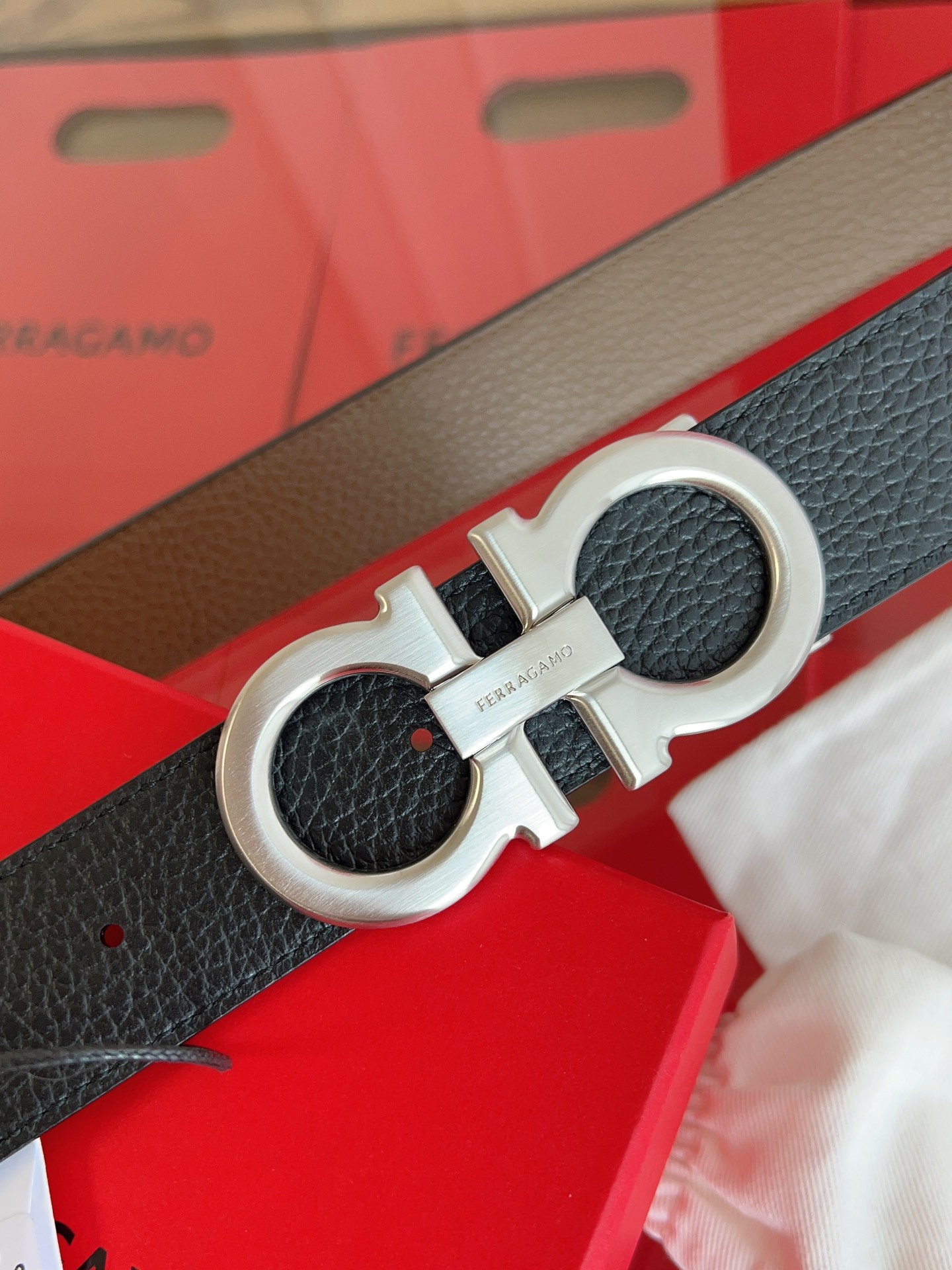 Salvatore Ferragamo Basic Belt Cow Leather M