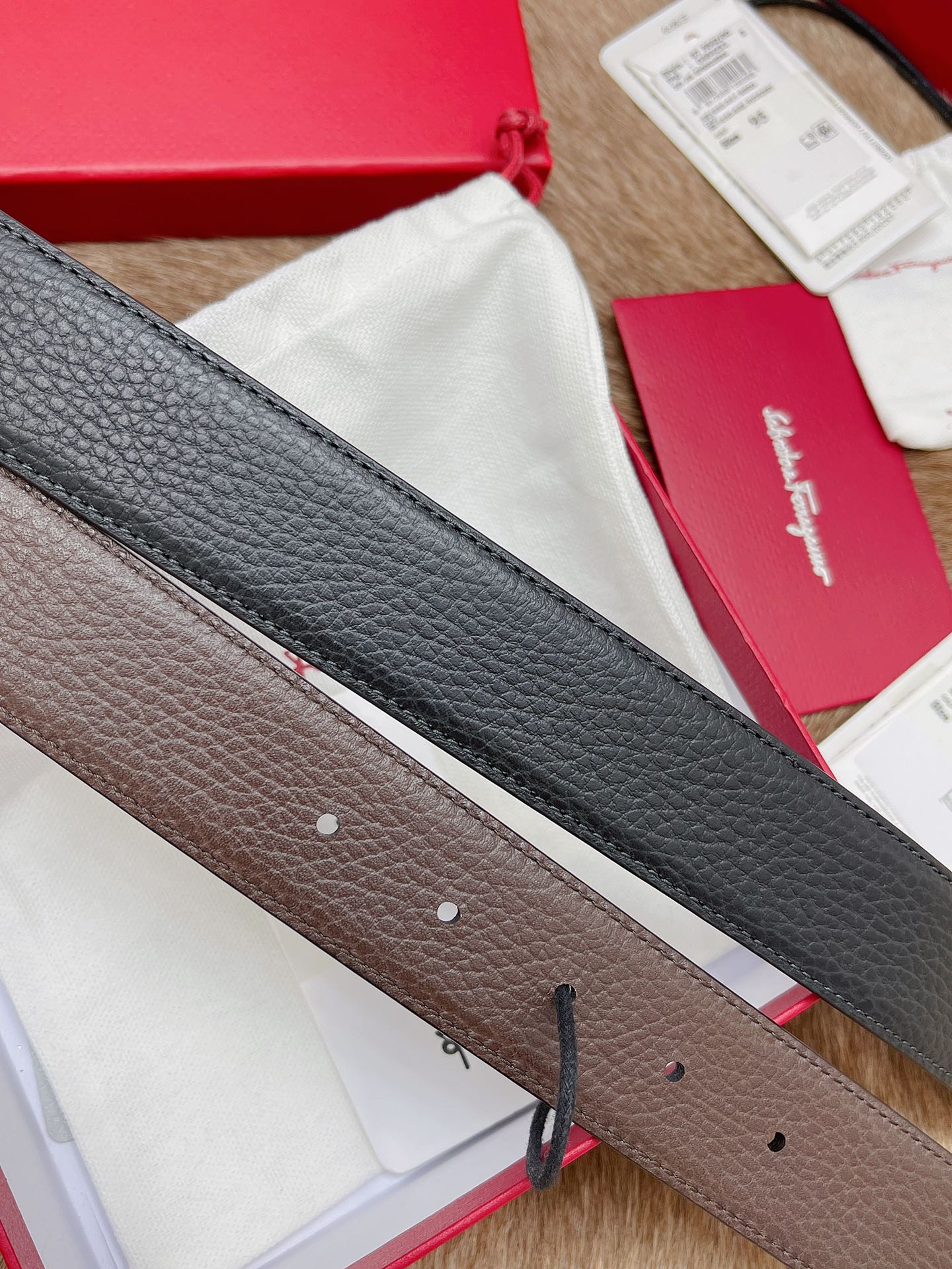 Salvatore Ferragamo Male Leather Belt M