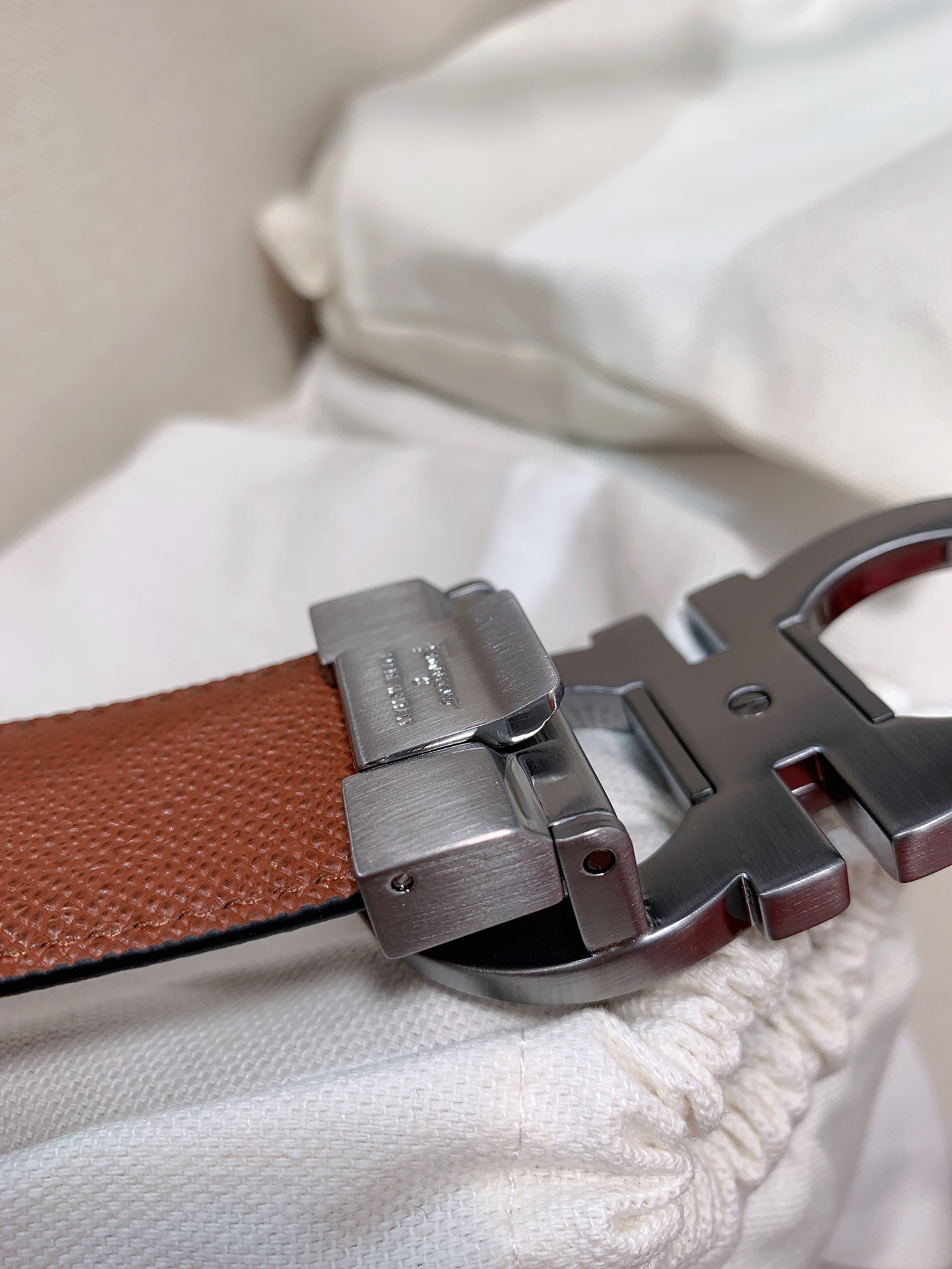 Salvatore Ferragamo Male Leather Belt M